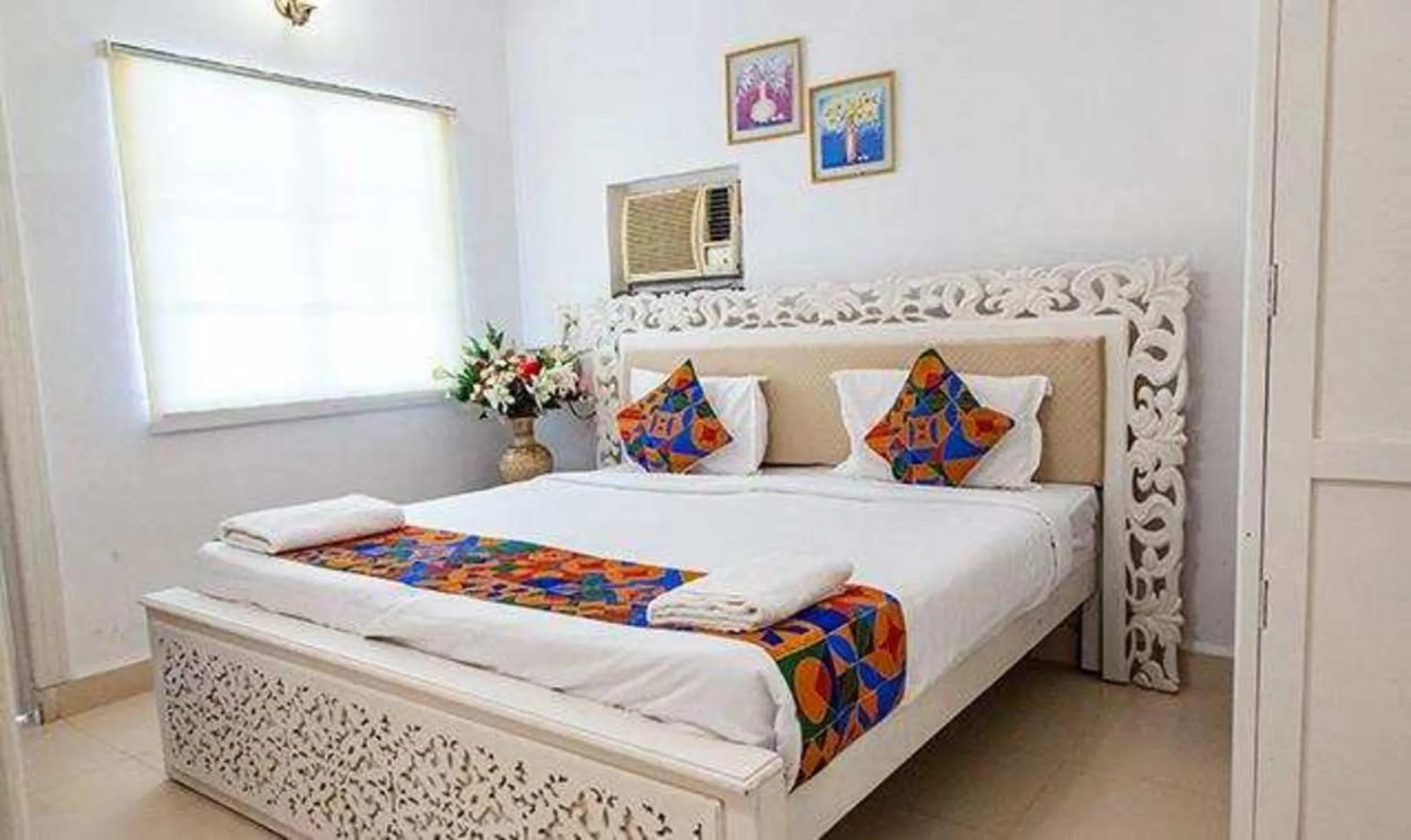 Bed in Via Toro Highland Beach Resort With Pool - 500M From Candolim Beach
