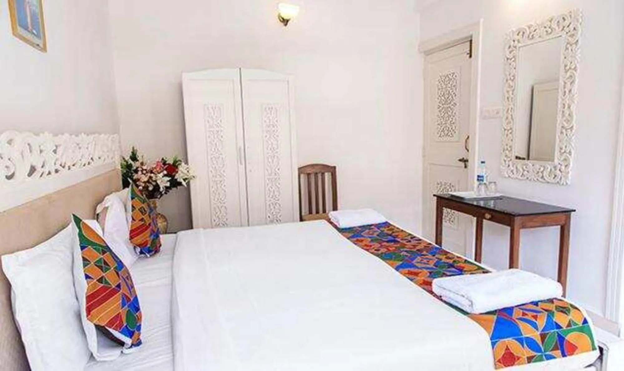 Bed in Via Toro Highland Beach Resort With Pool - 500M From Candolim Beach