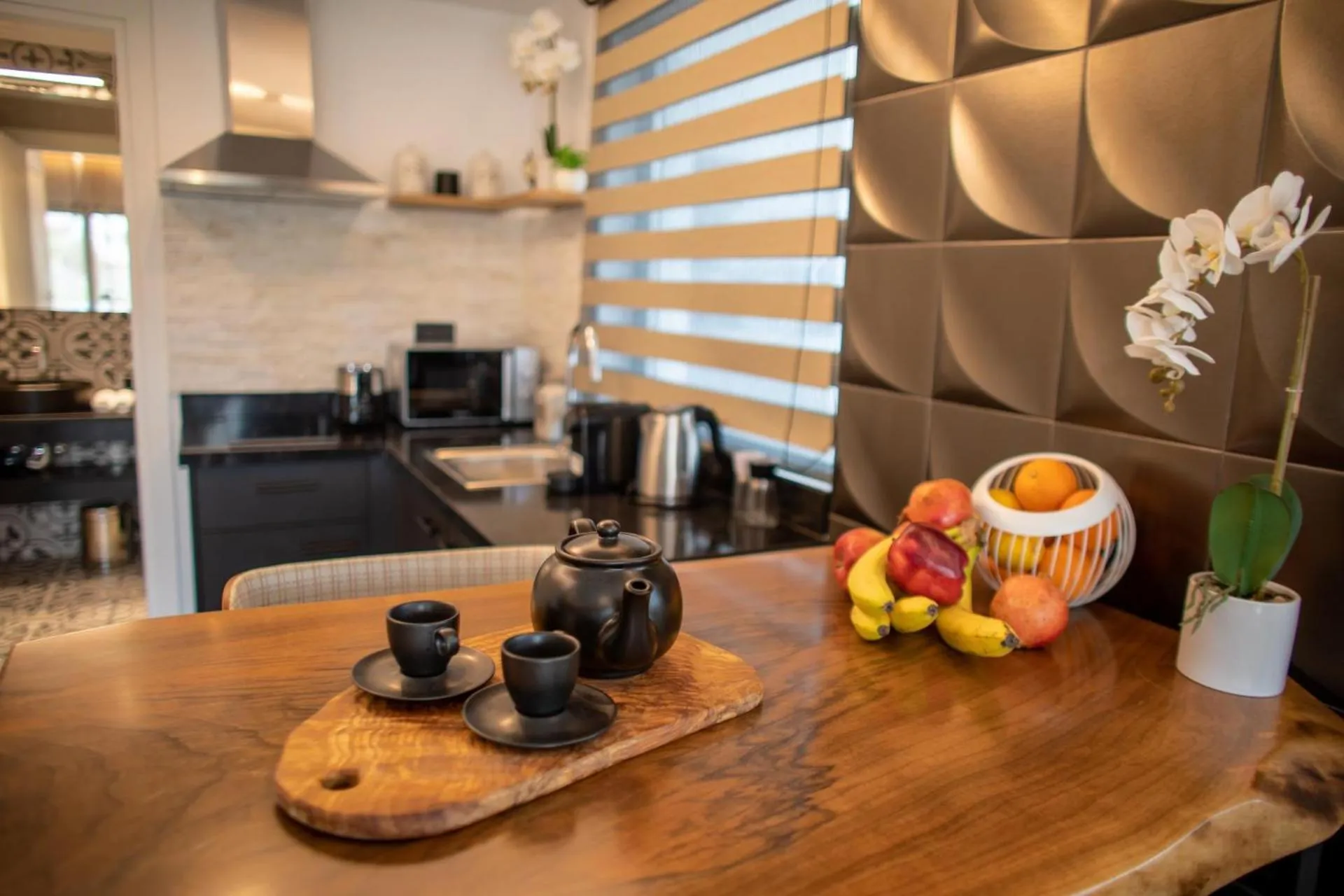 Coffee/tea facilities in Beach Walk Luxury Suites