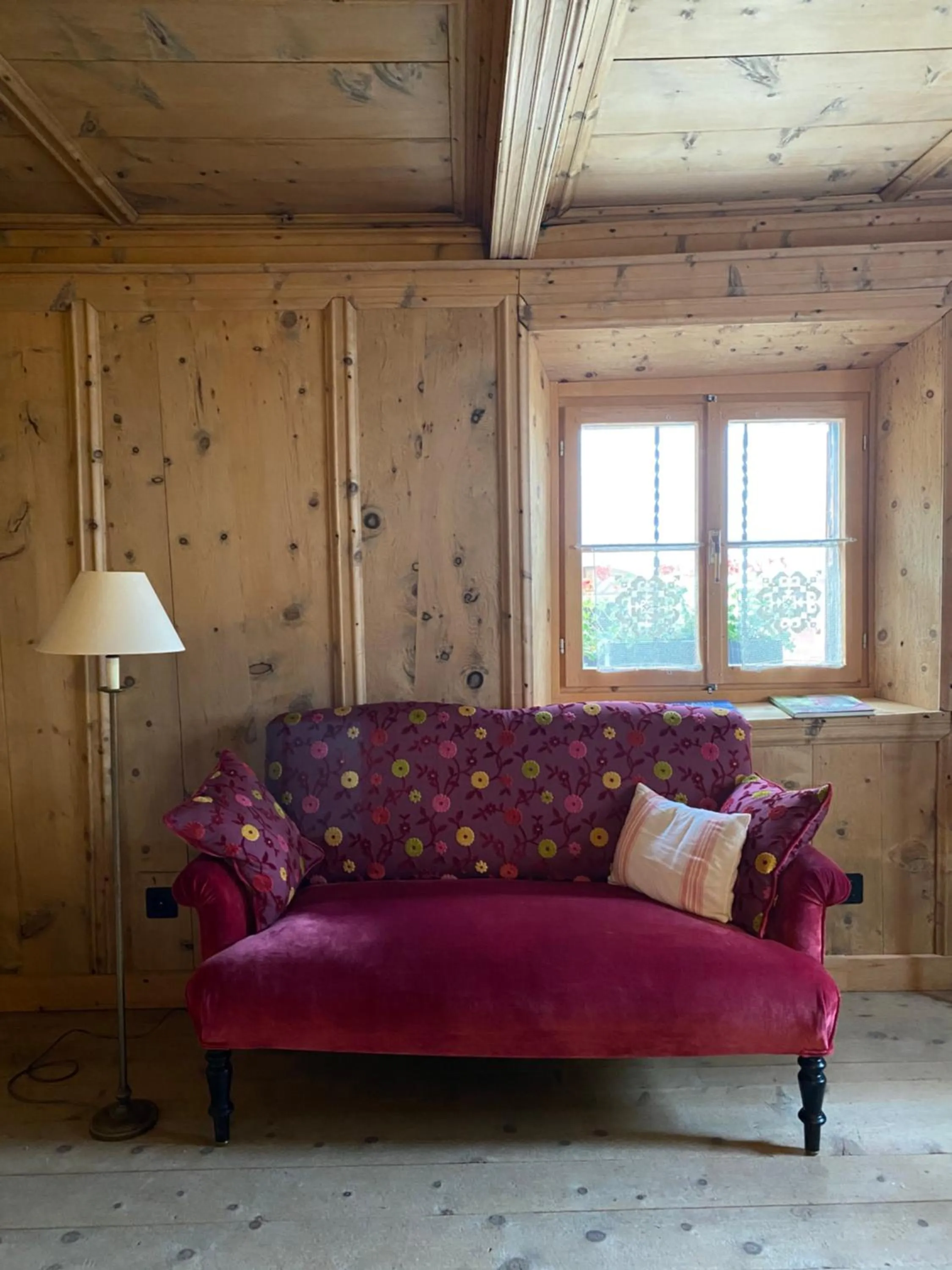 Seating area in Alpengasthof Crusch Alba ed Alvetern, S-charl