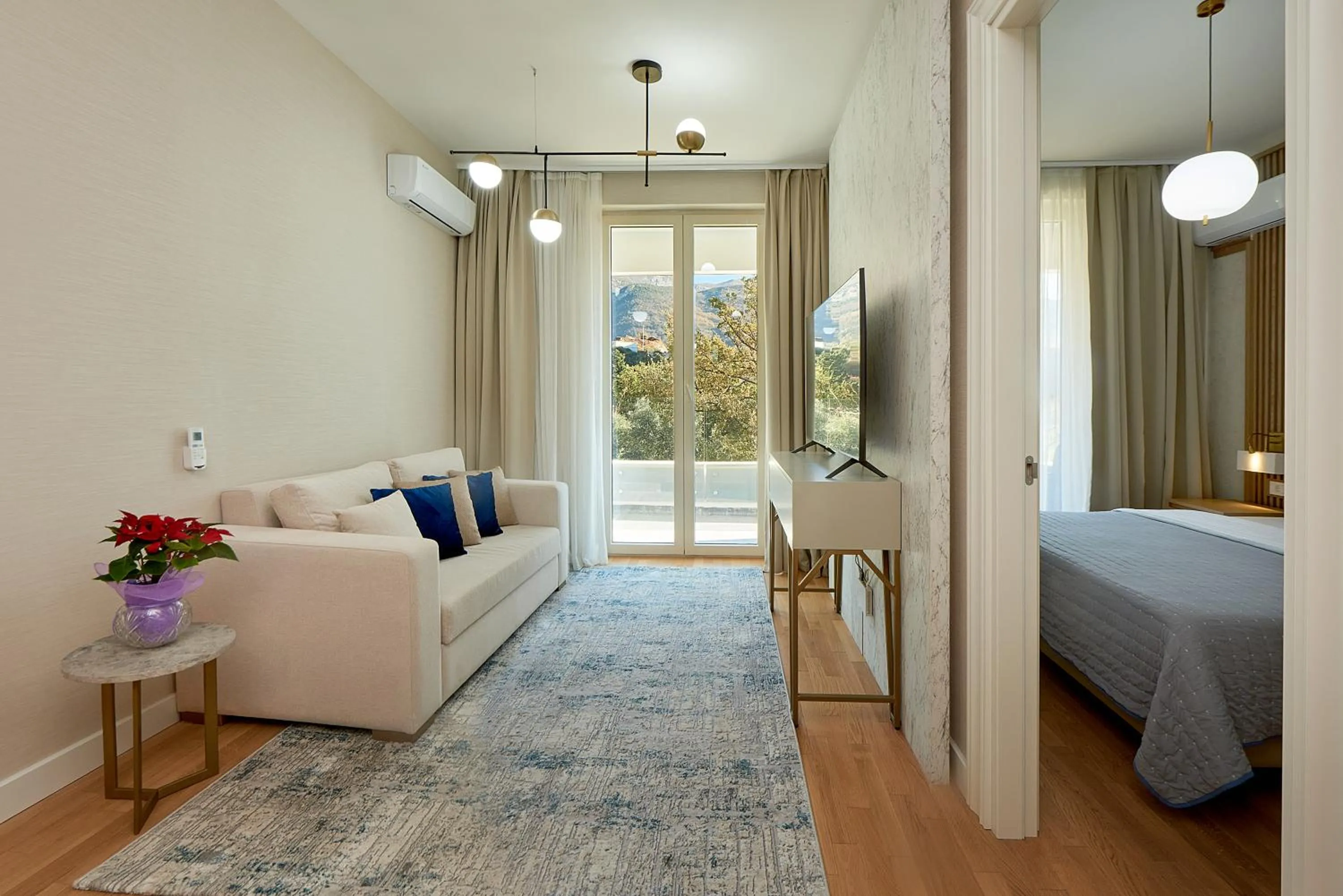 Bed in Skyline resort