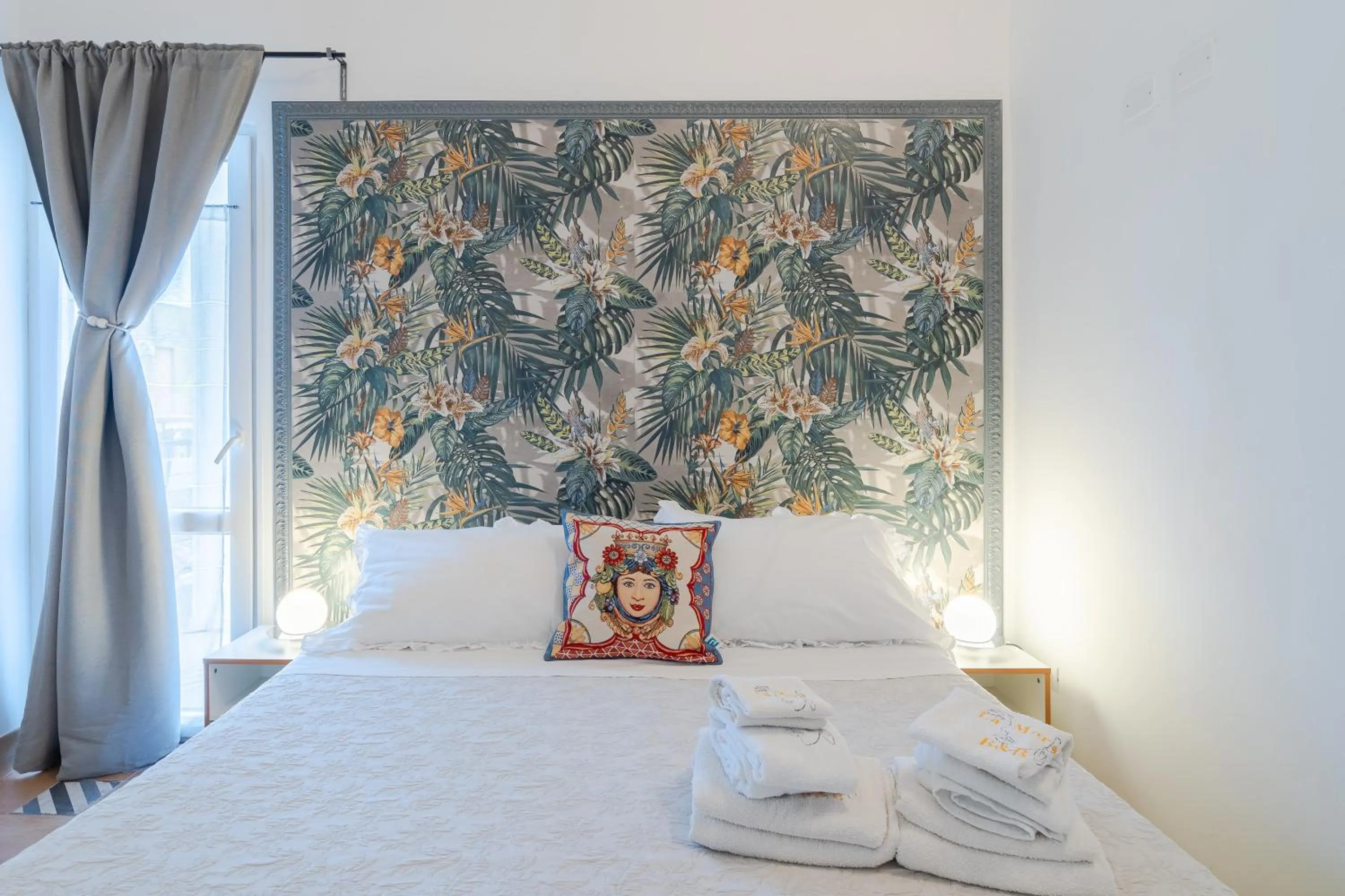 Photo of the whole room, Bed in La Mora B&b