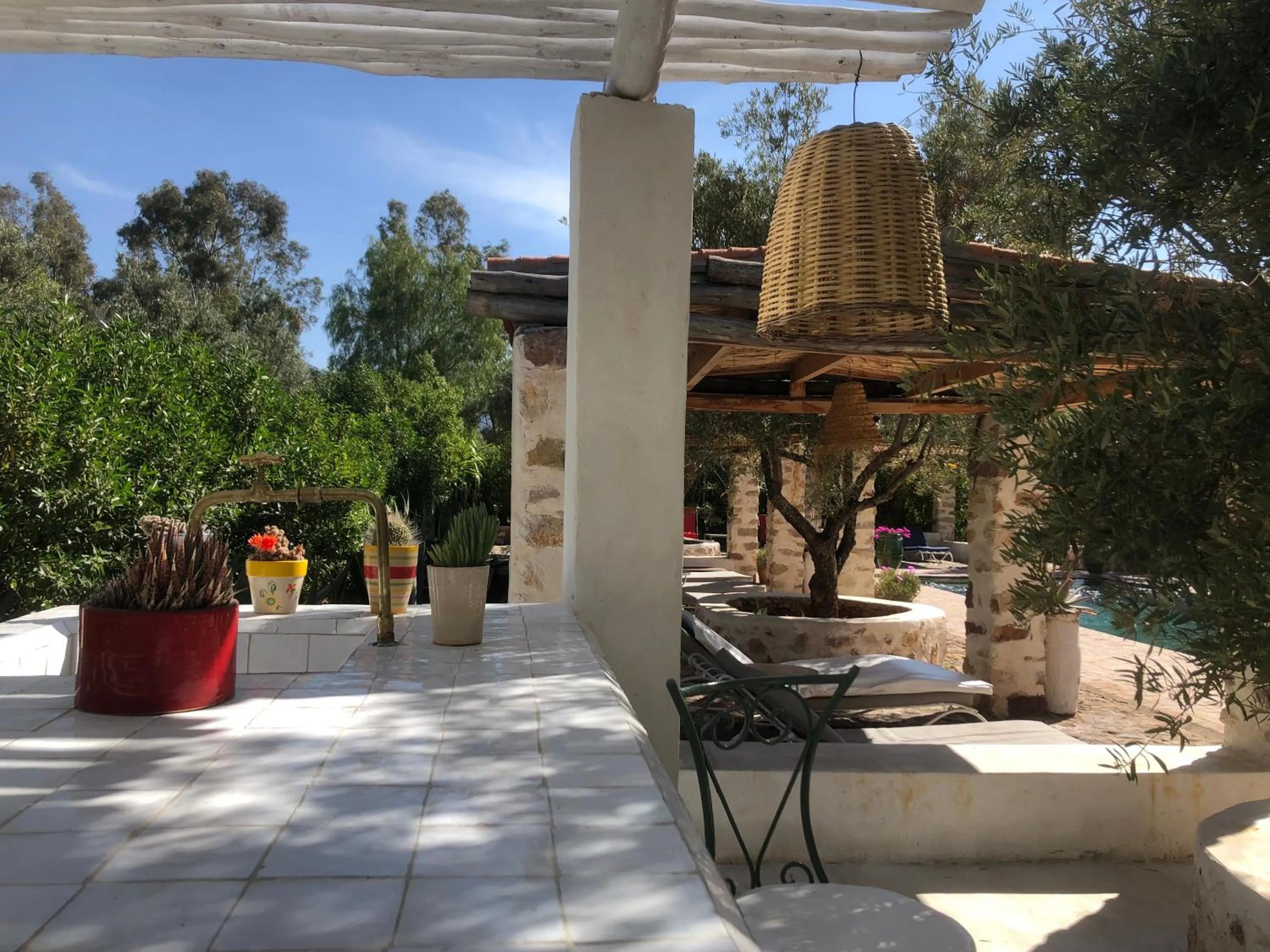 Sel d Ailleurs, Ouirgan - adults only