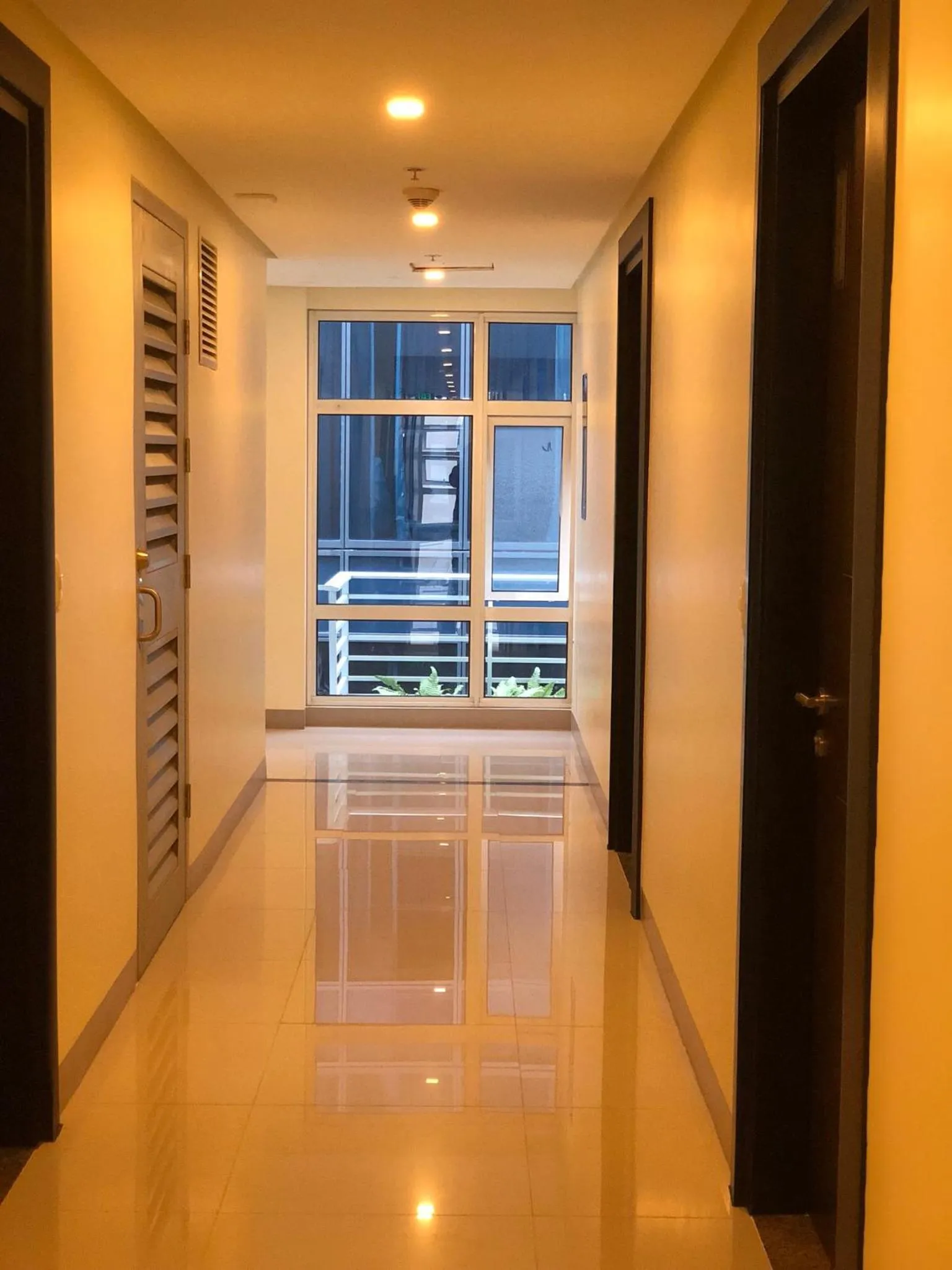 101 Newport Boulevard-Favila Condotel Unit near Airport