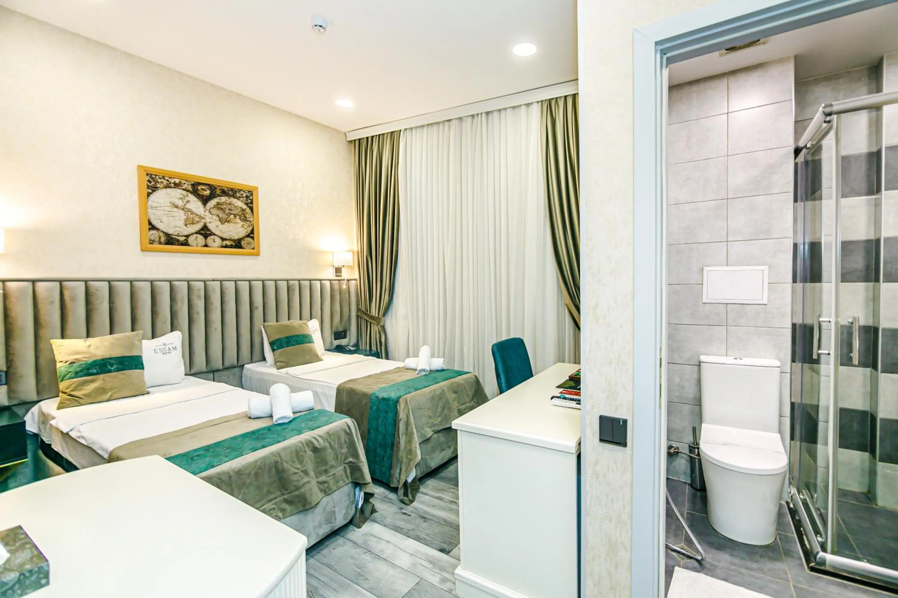 Photo of the whole room, Bed in Essam Deluxe Hotel