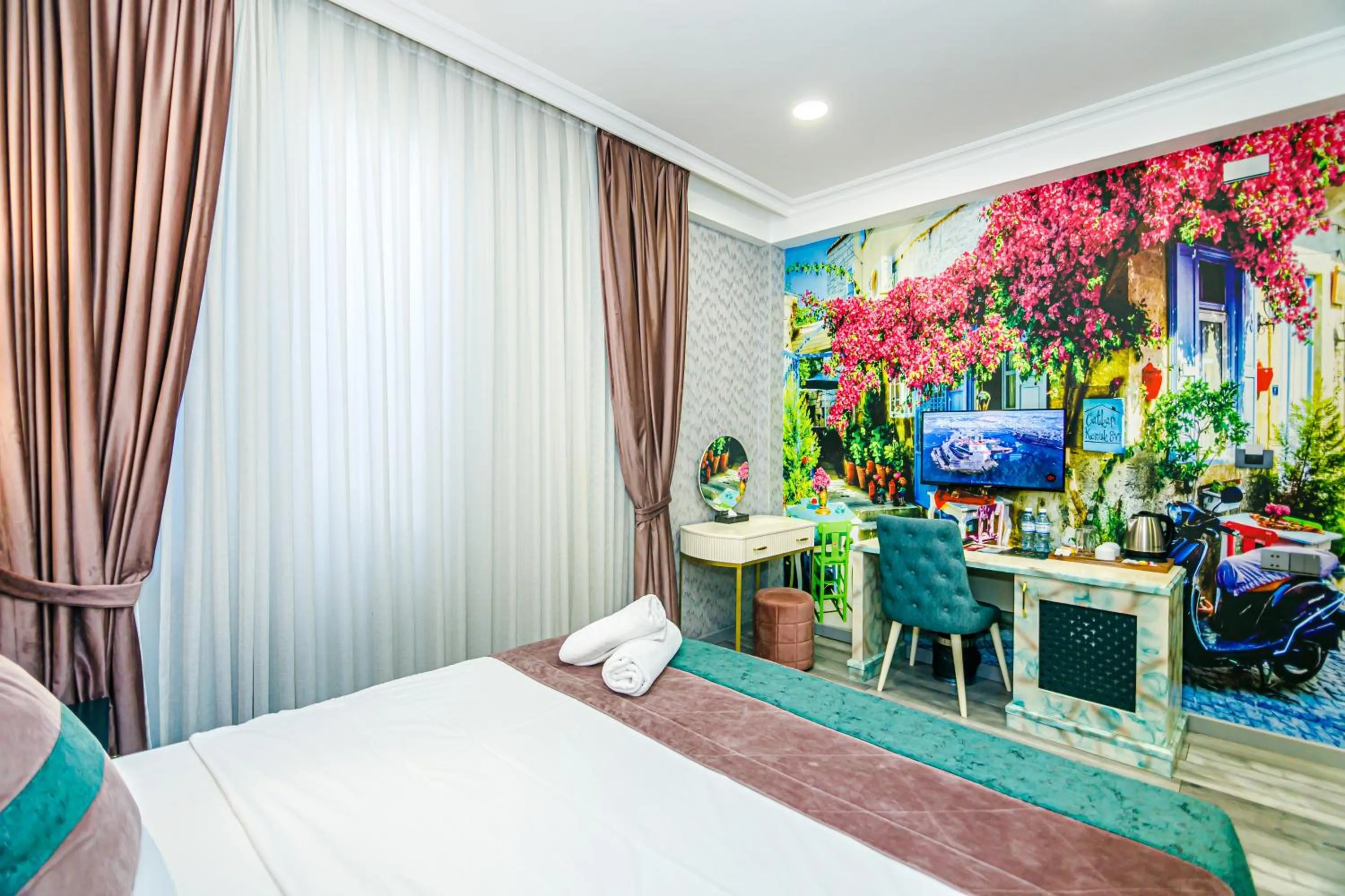 Photo of the whole room, Bed in Essam Deluxe Hotel