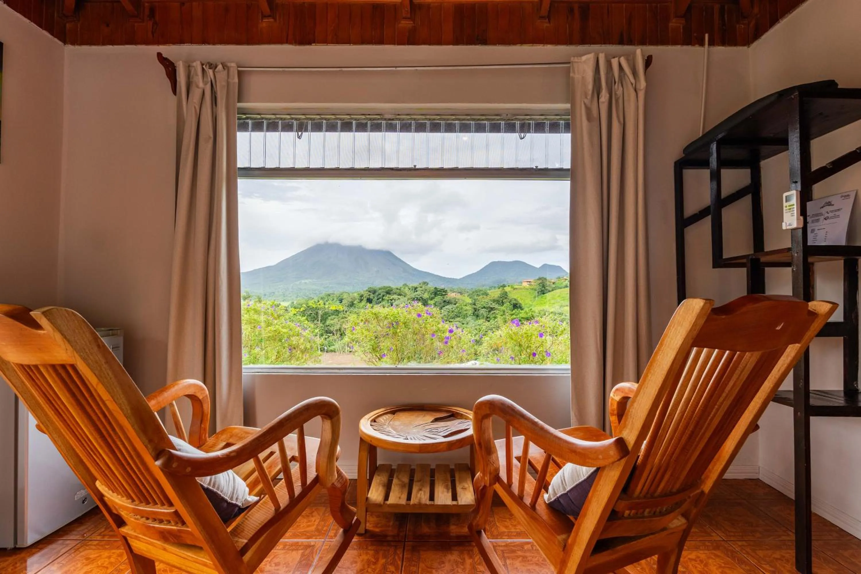 Garden view in Chateau Arenal Hotel & Restaurante