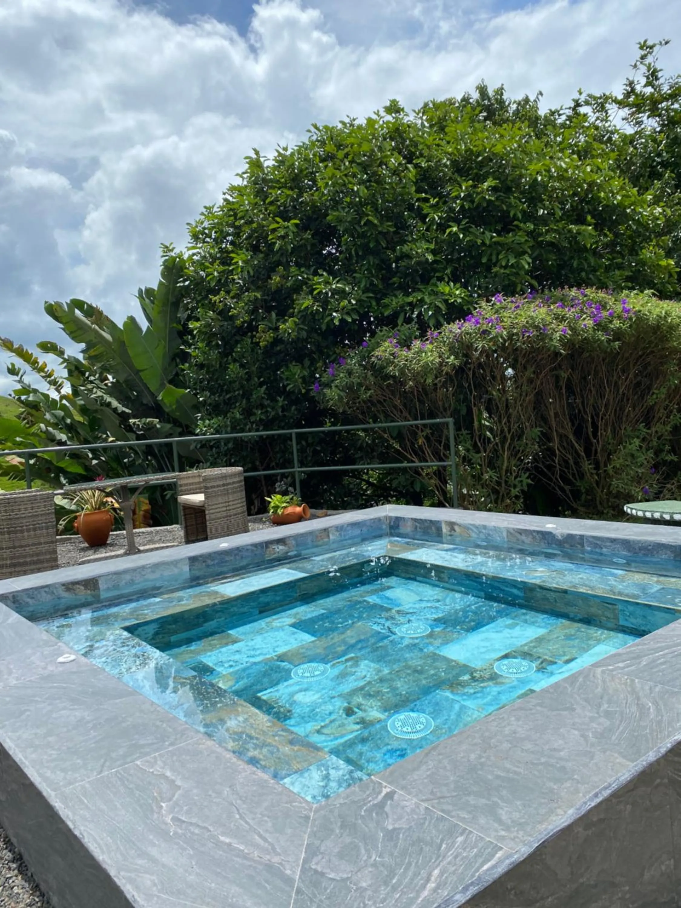 Hot Tub in Chateau Arenal Hotel & Restaurante