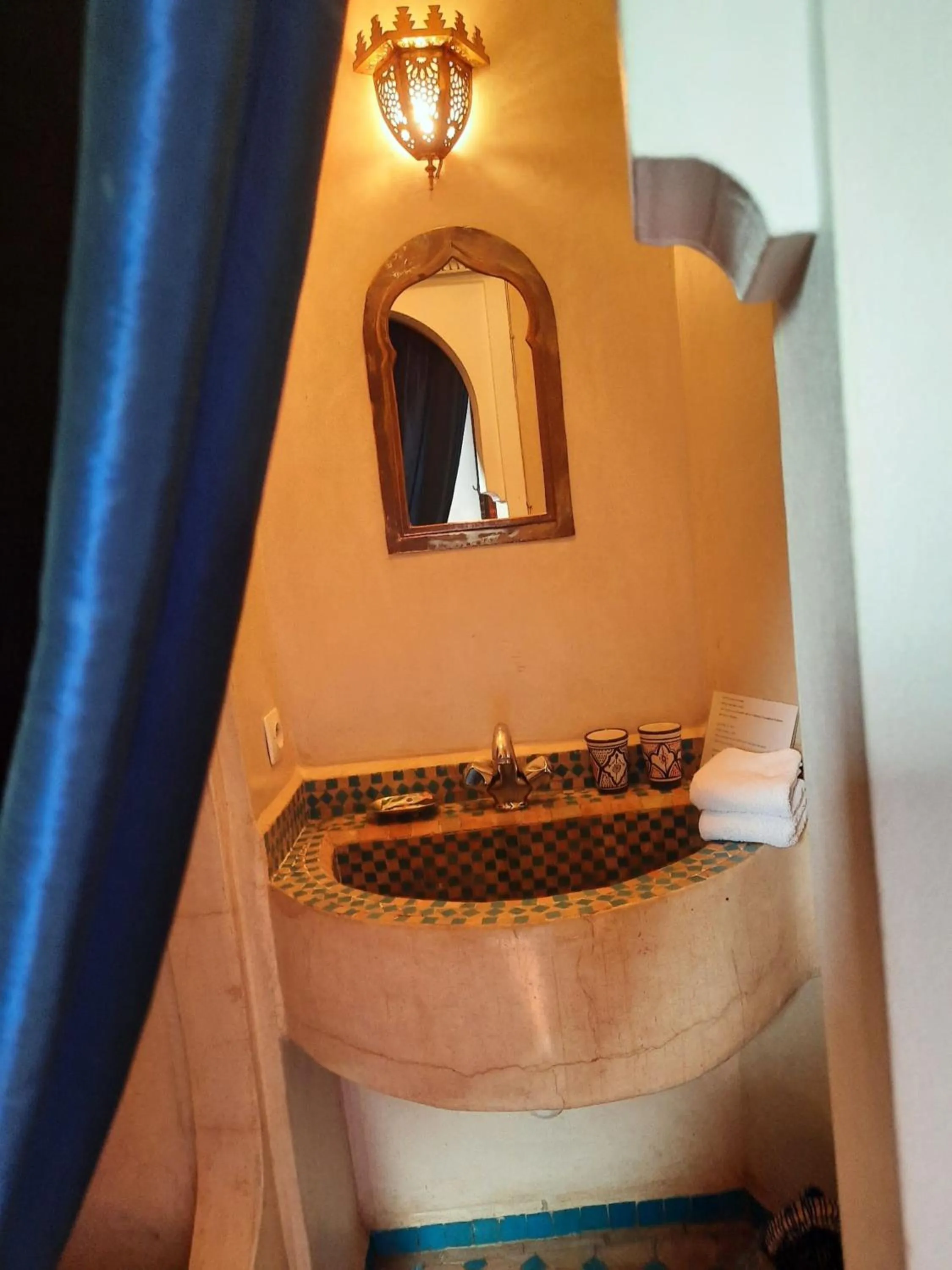 Bathroom in Riad Aubrac