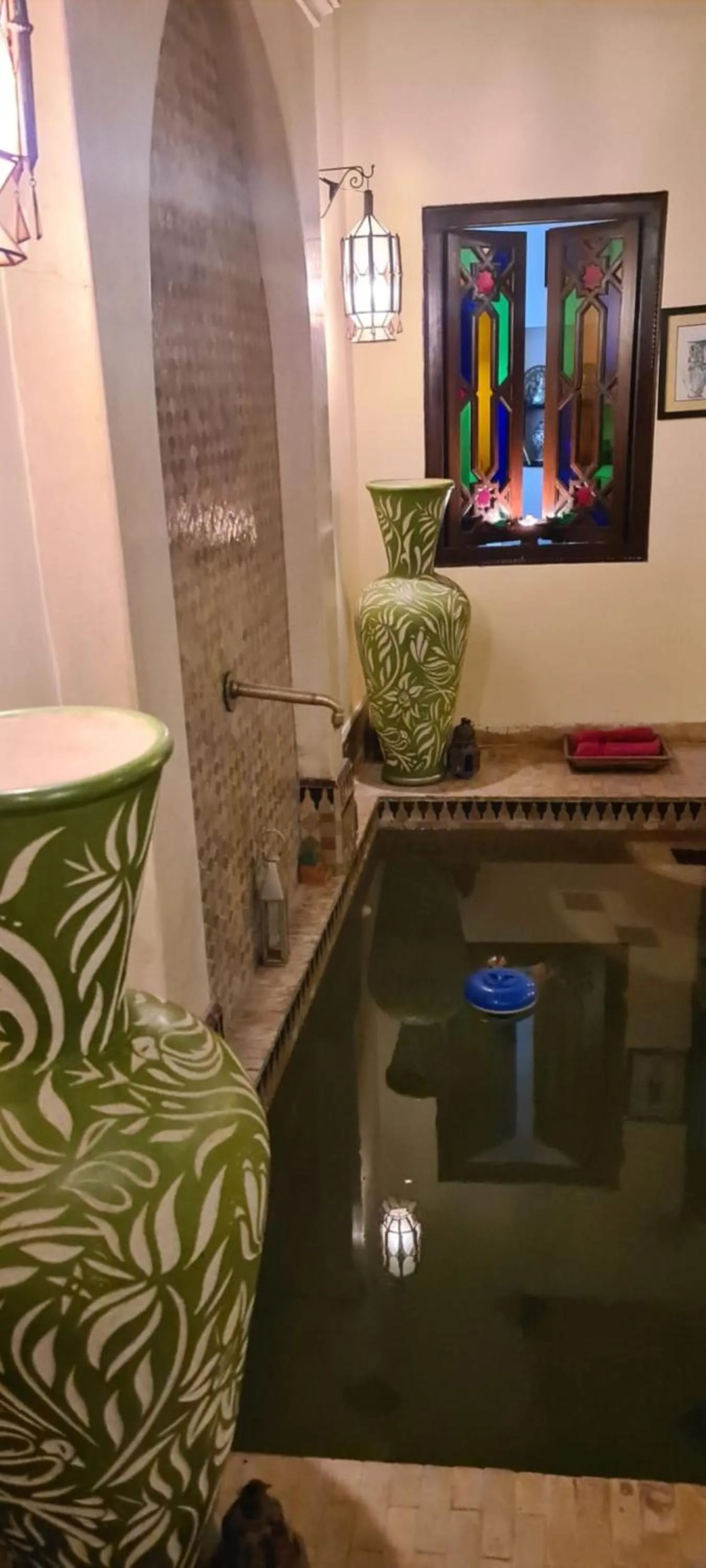 Swimming pool in Riad Aubrac