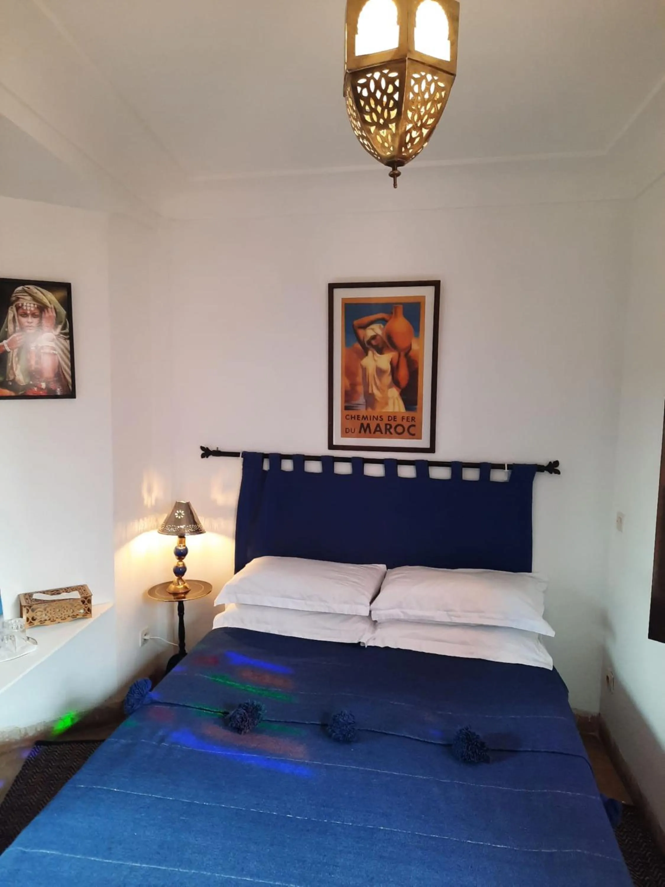 Bedroom, Bed in Riad Aubrac