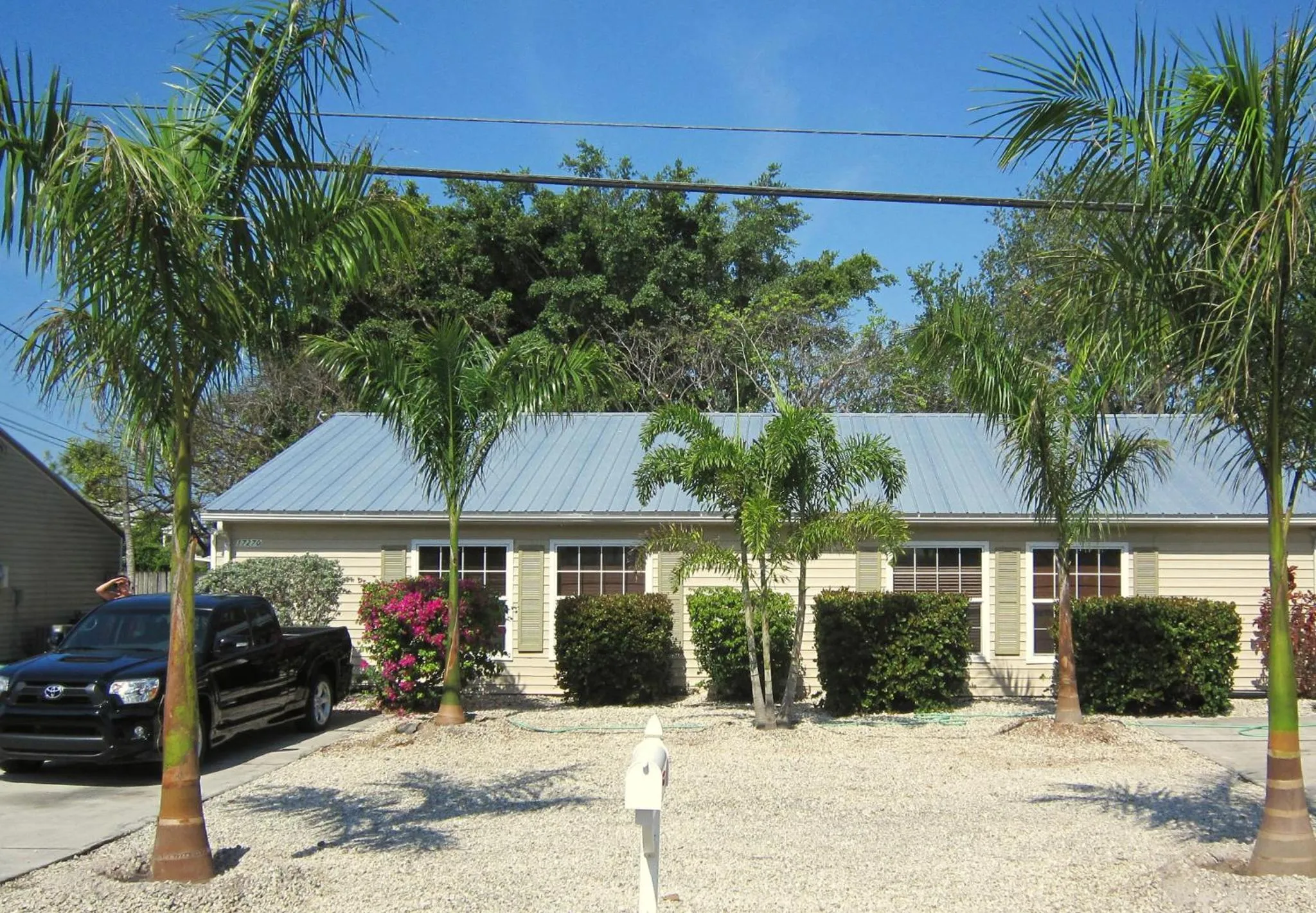 Property building in Lazy Cuckoo Inn - Sleek and Stylish Studio Apartments