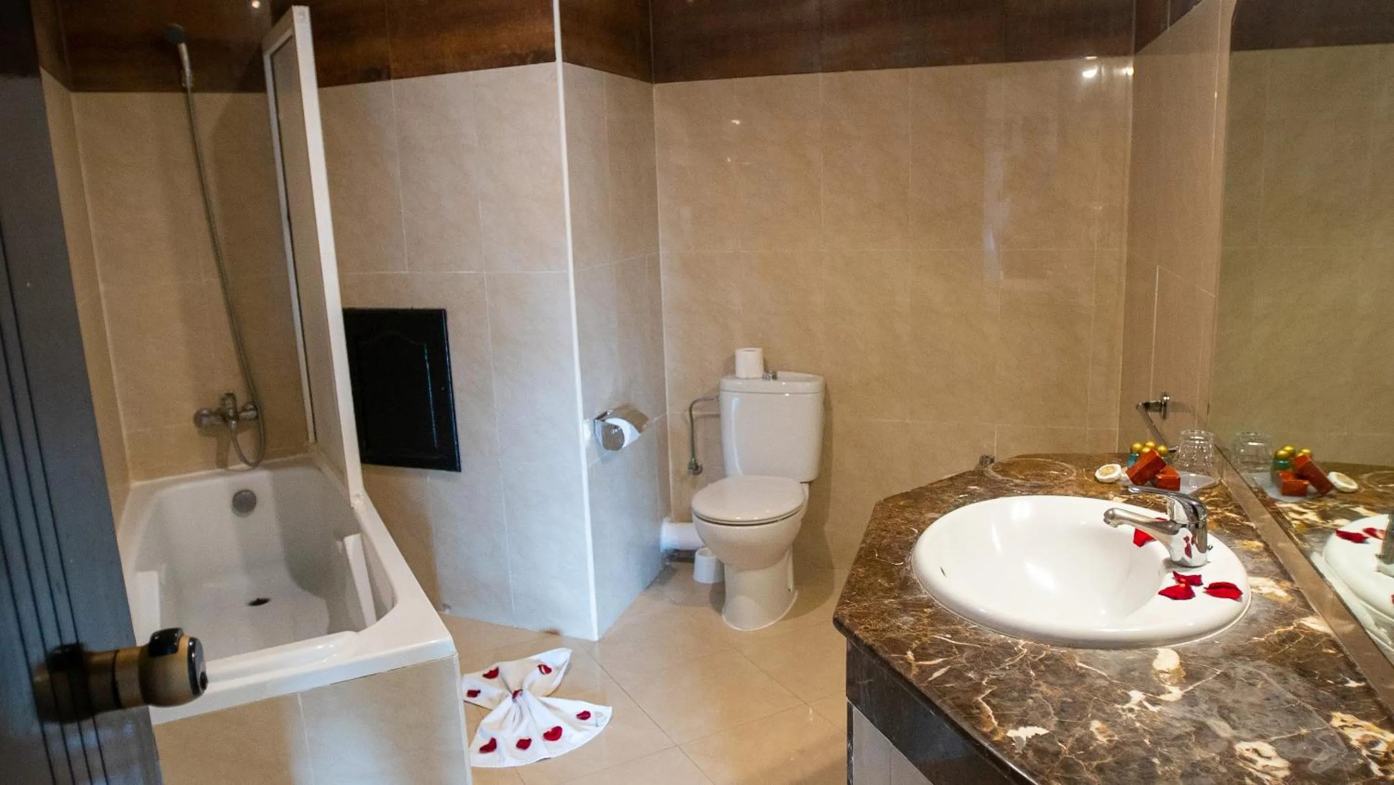 Bathroom in Hotel Imperial Plaza & Spa