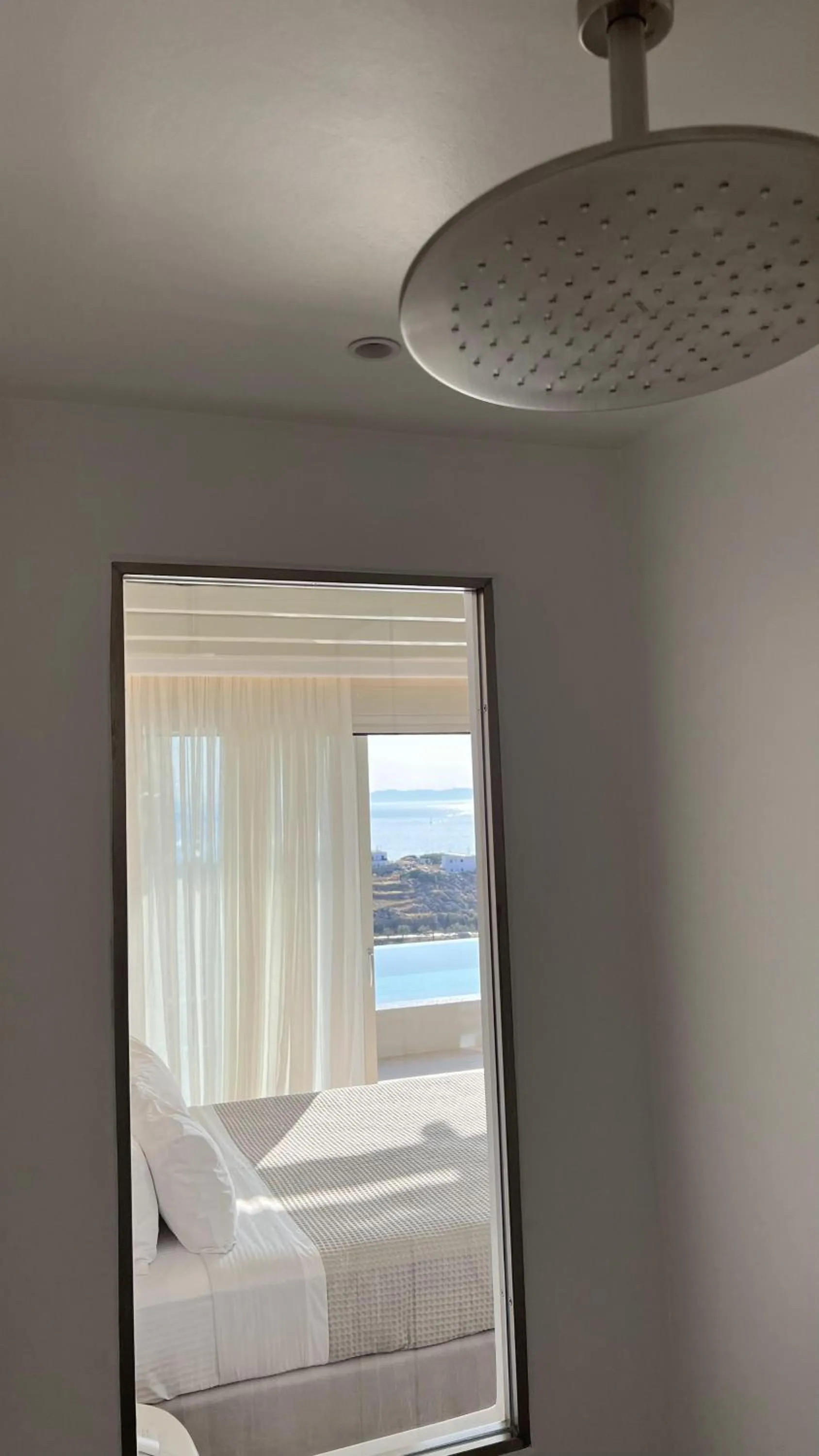 Shower, Bed in Nomia Sunset Suites Mykonos