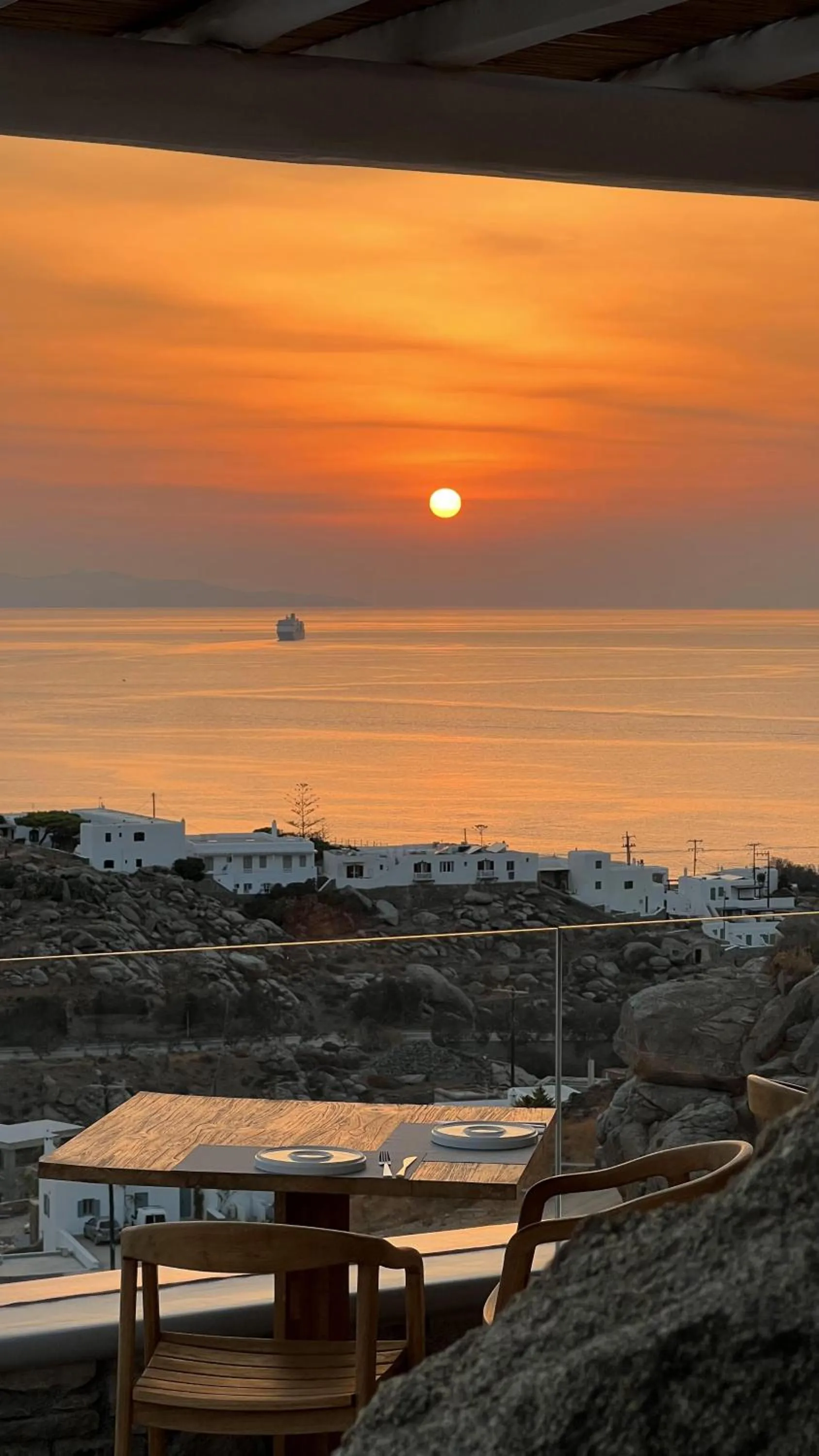 Day in Nomia Sunset Suites Mykonos