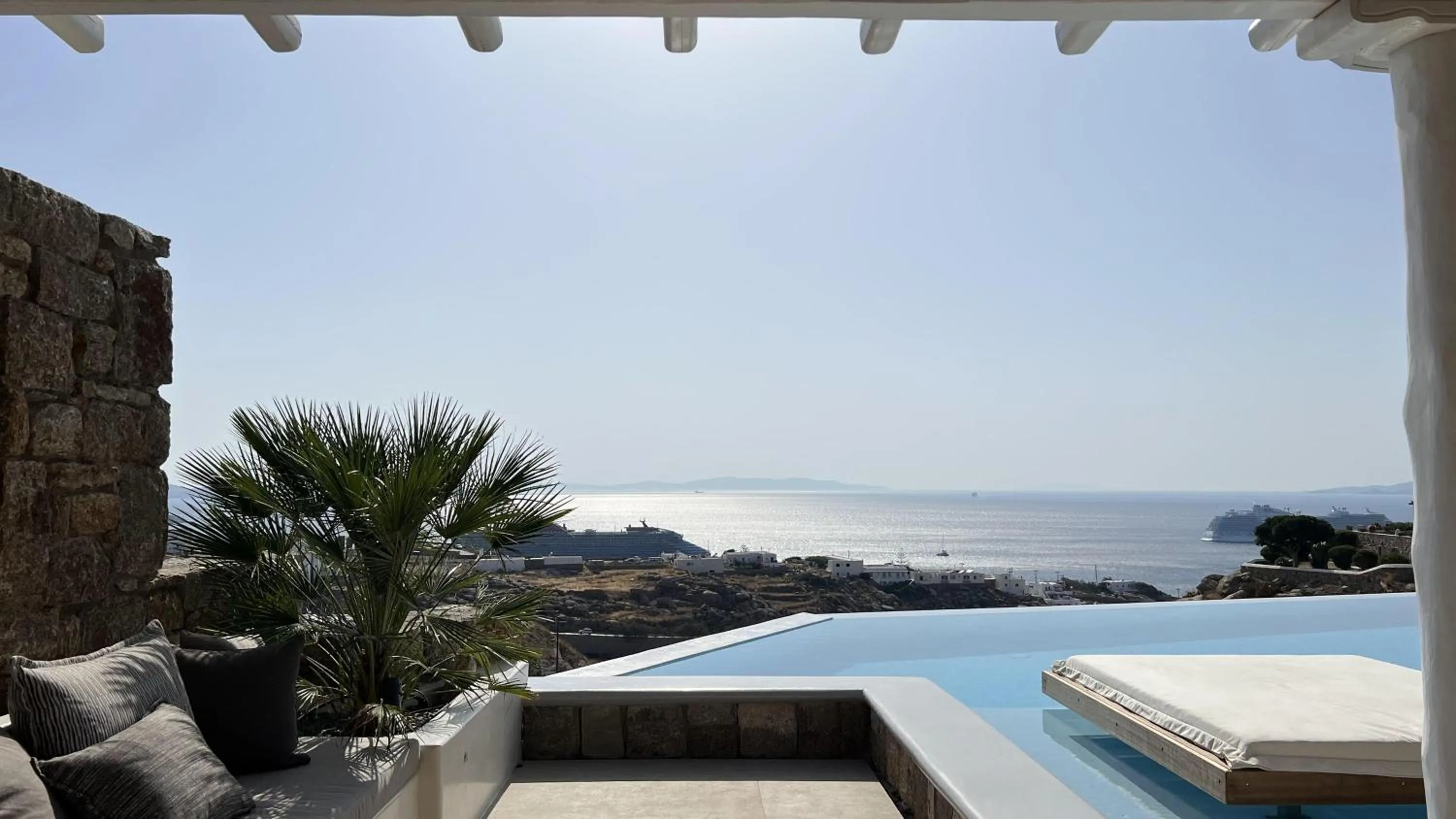 Sea view in Nomia Sunset Suites Mykonos