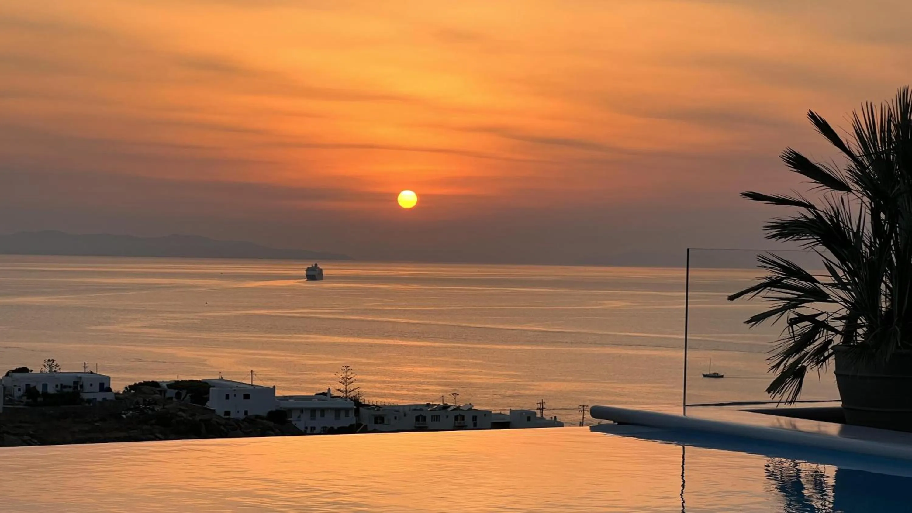 Sea view in Nomia Sunset Suites Mykonos