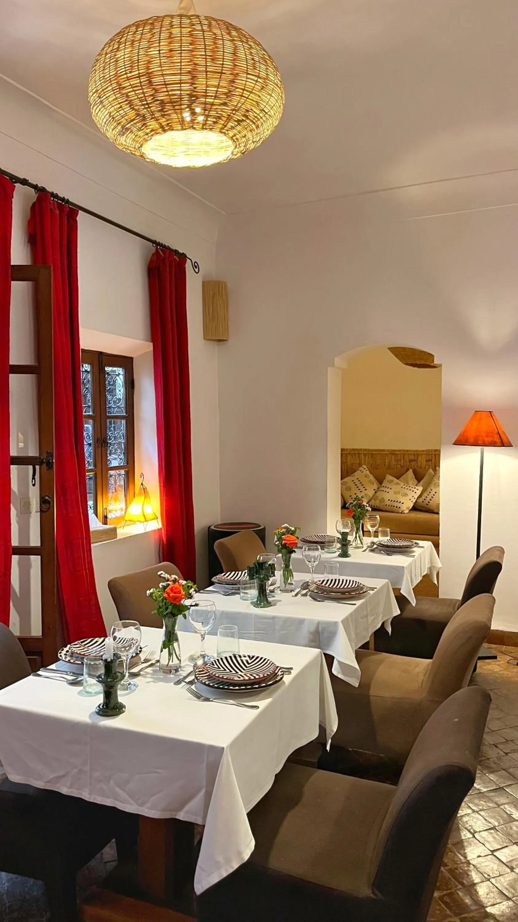 Restaurant/places to eat in Riad Dar Zaman