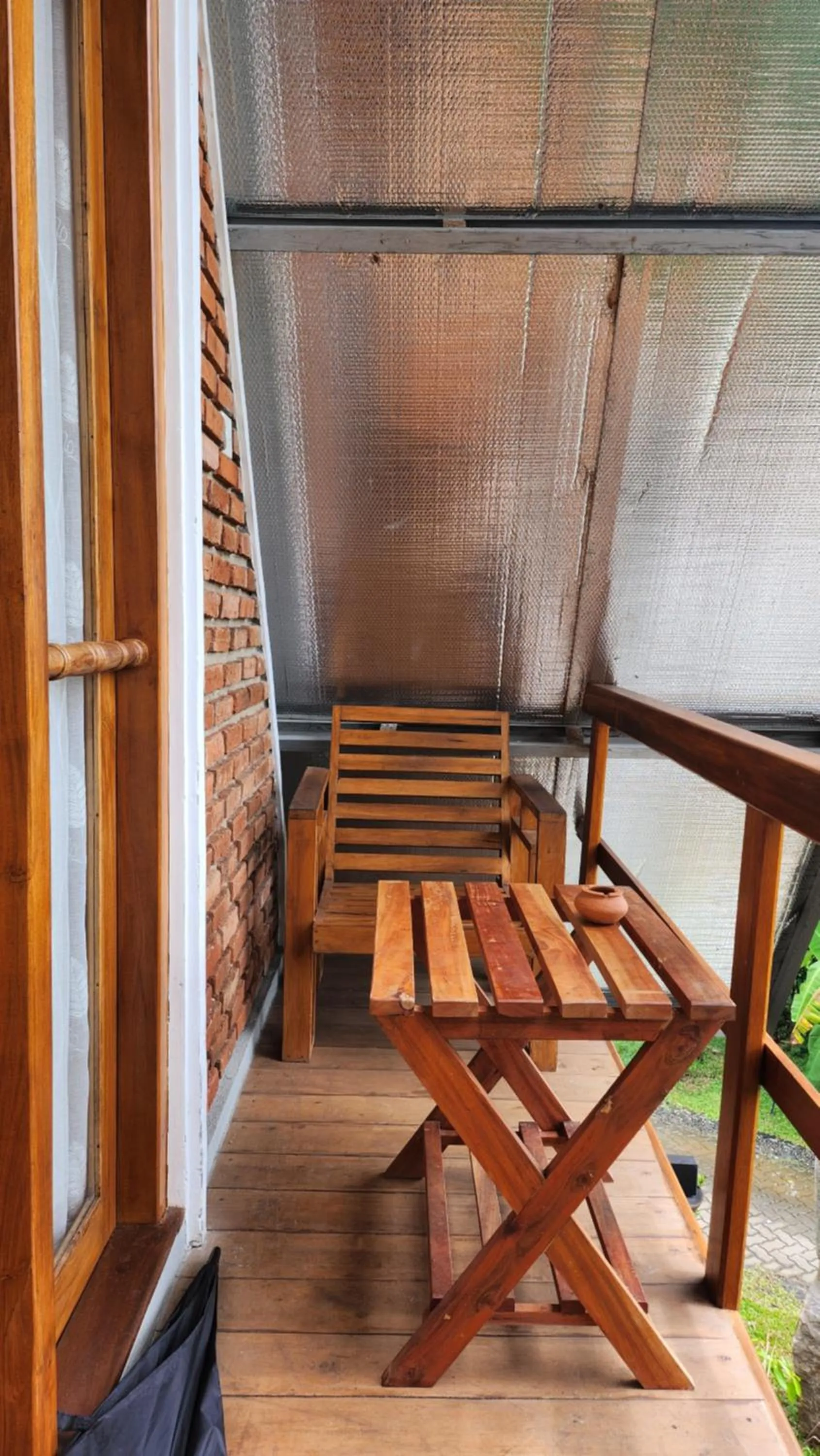 Seating area in Steps Garden Resort