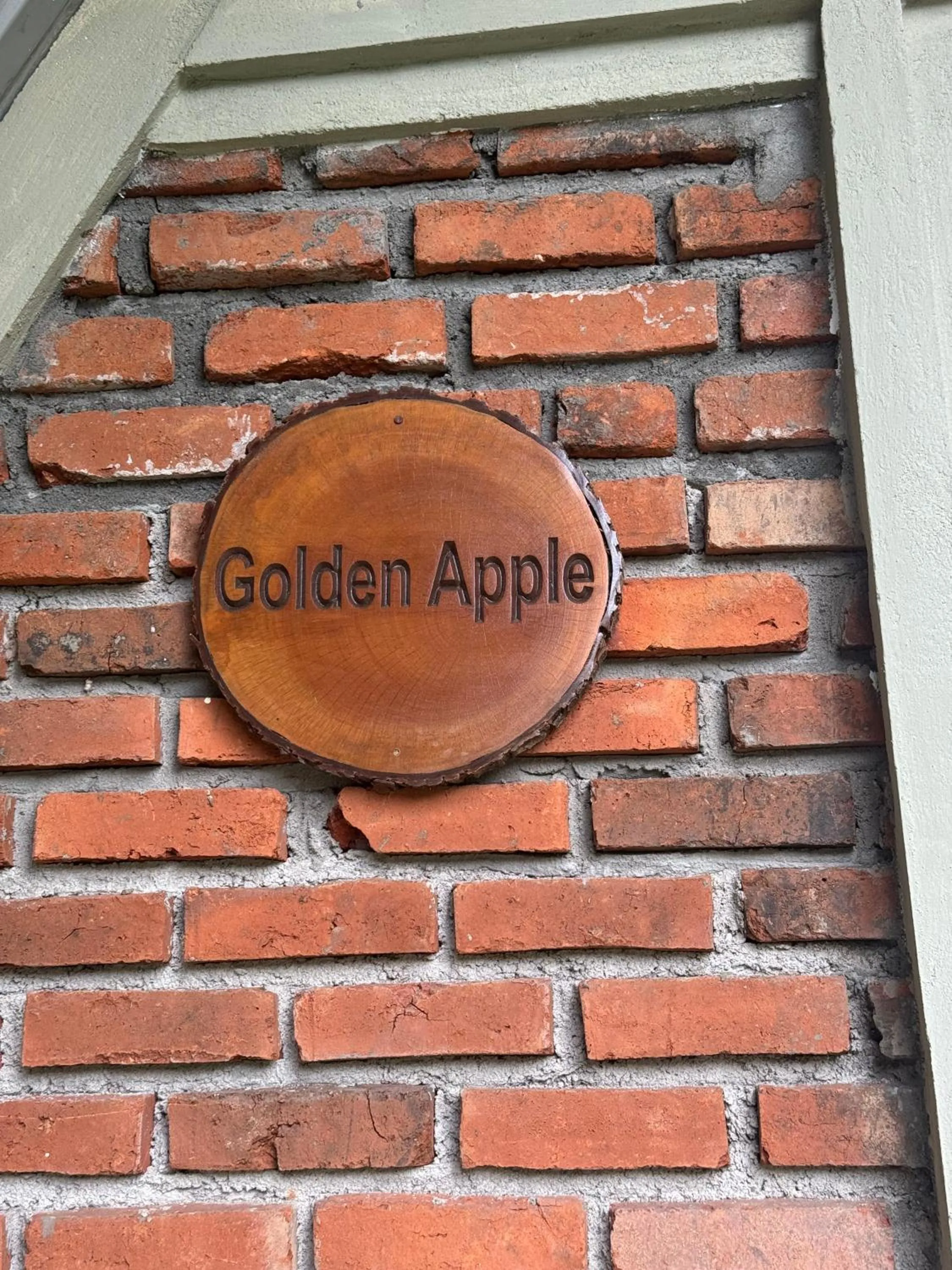 Logo/Certificate/Sign in Steps Garden Resort