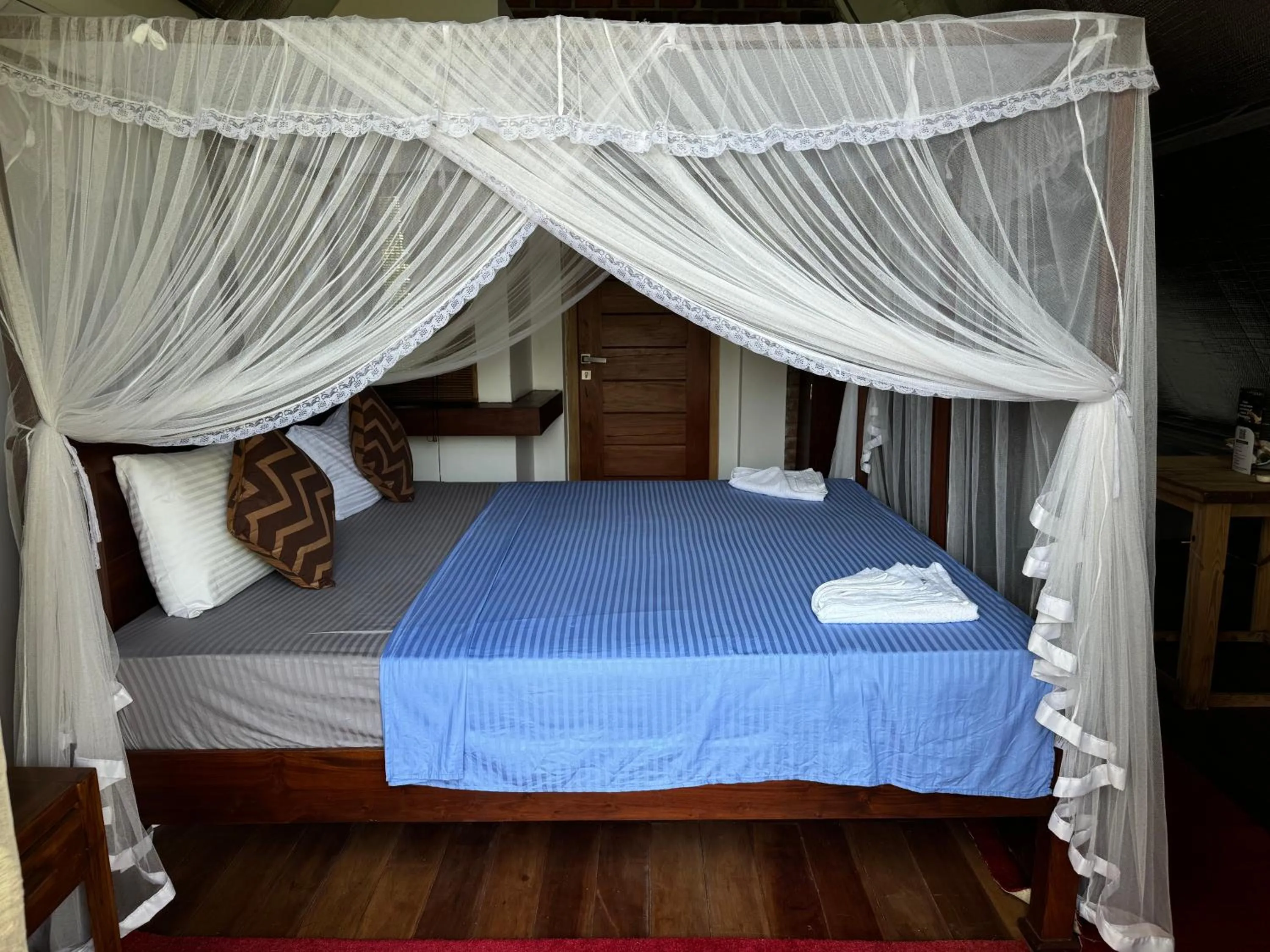 Bed in Steps Garden Resort