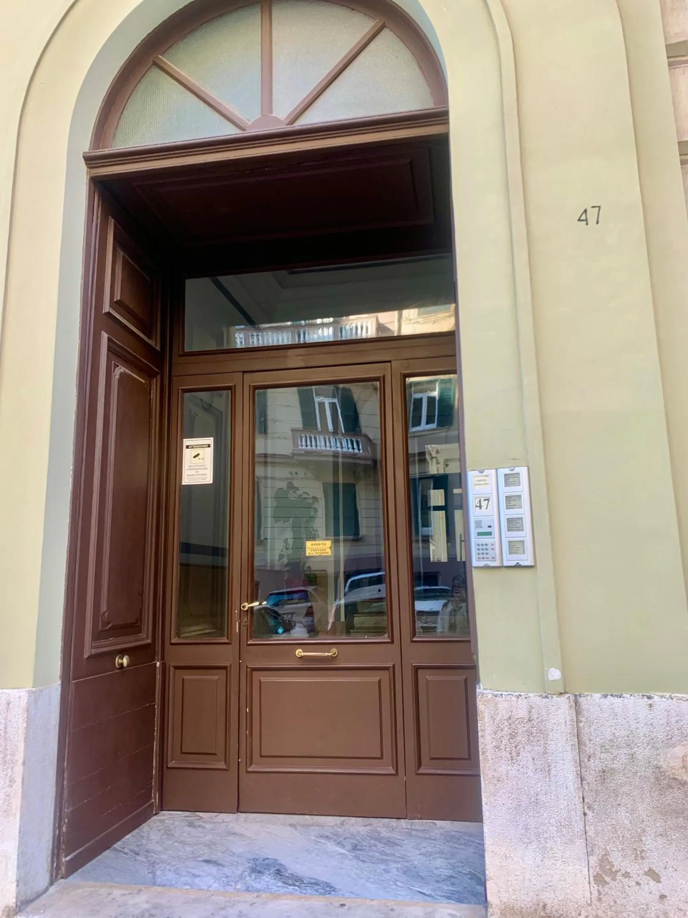 Facade/entrance in Mammina Home