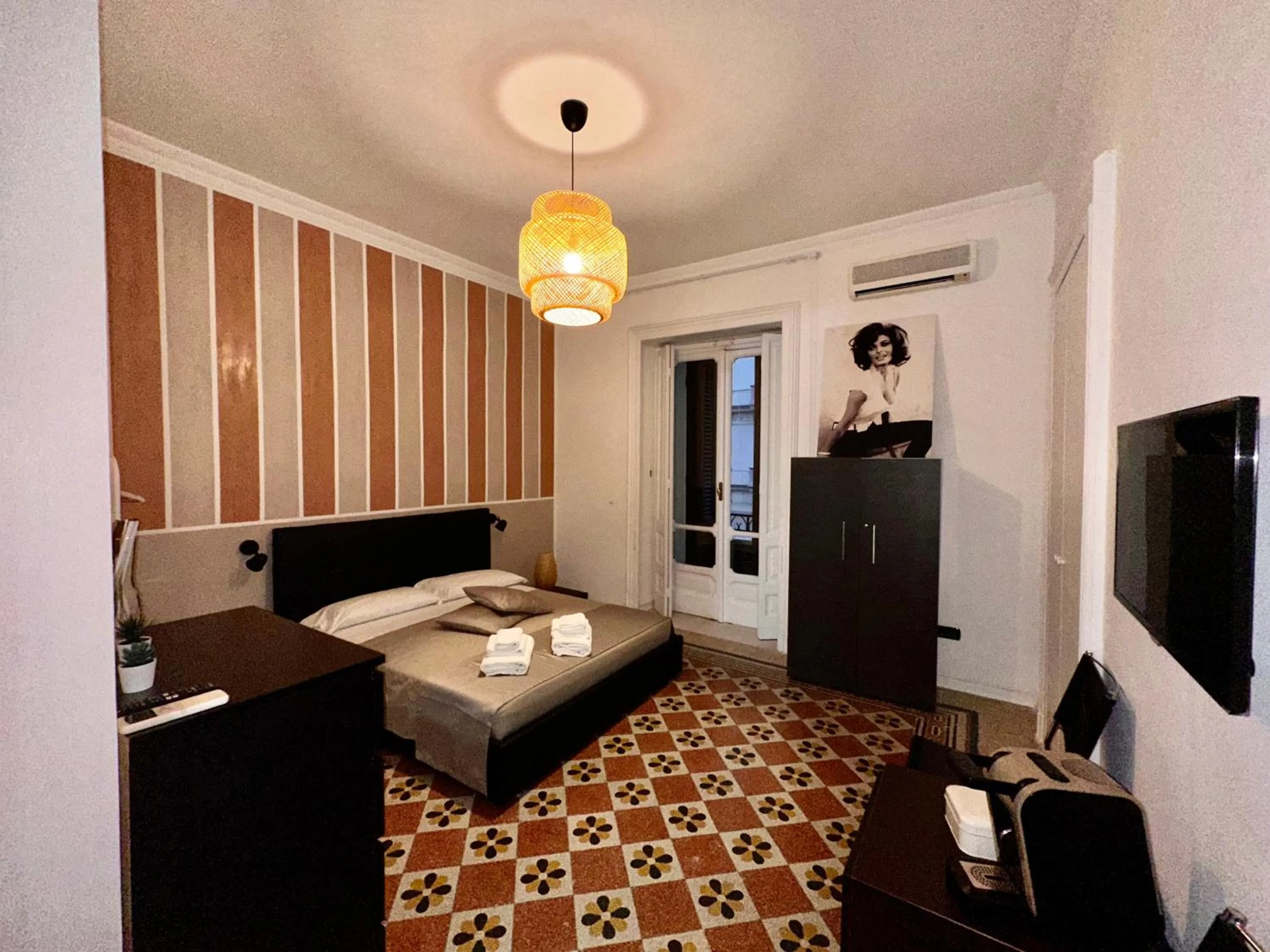 Photo of the whole room, Bed in Mammina Home