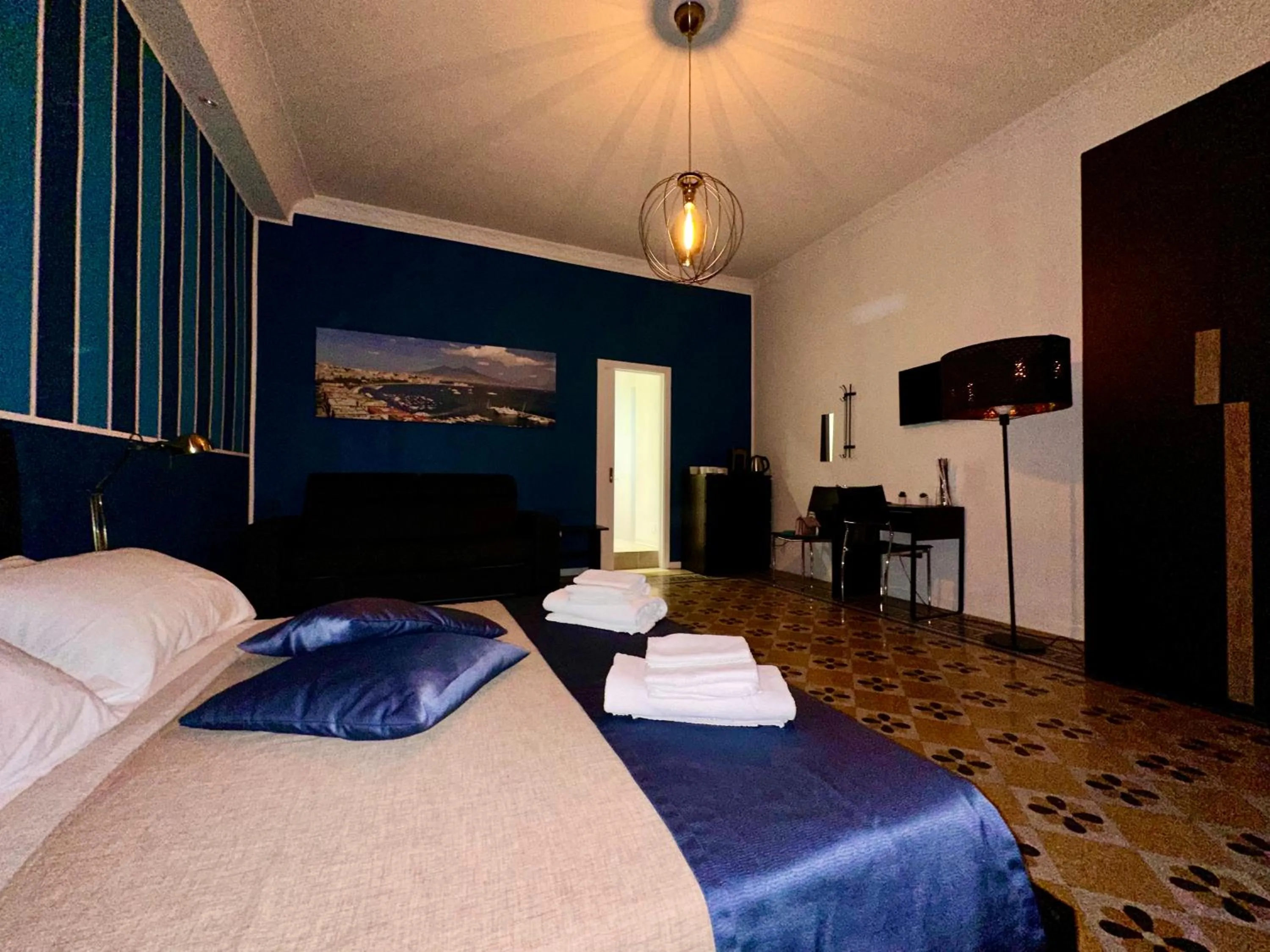 Photo of the whole room, Bed in Mammina Home