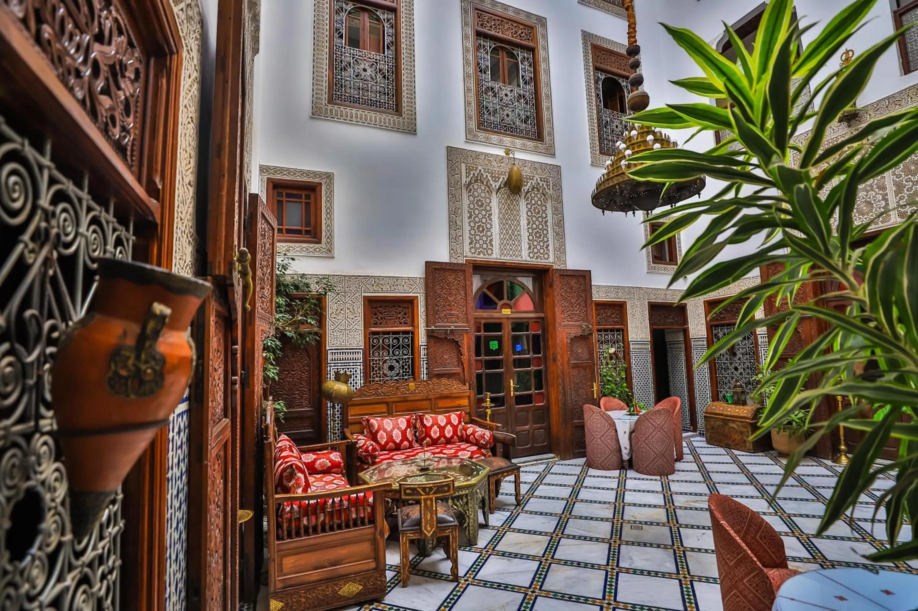 Riad Dar Chrifa - Luxury Escape