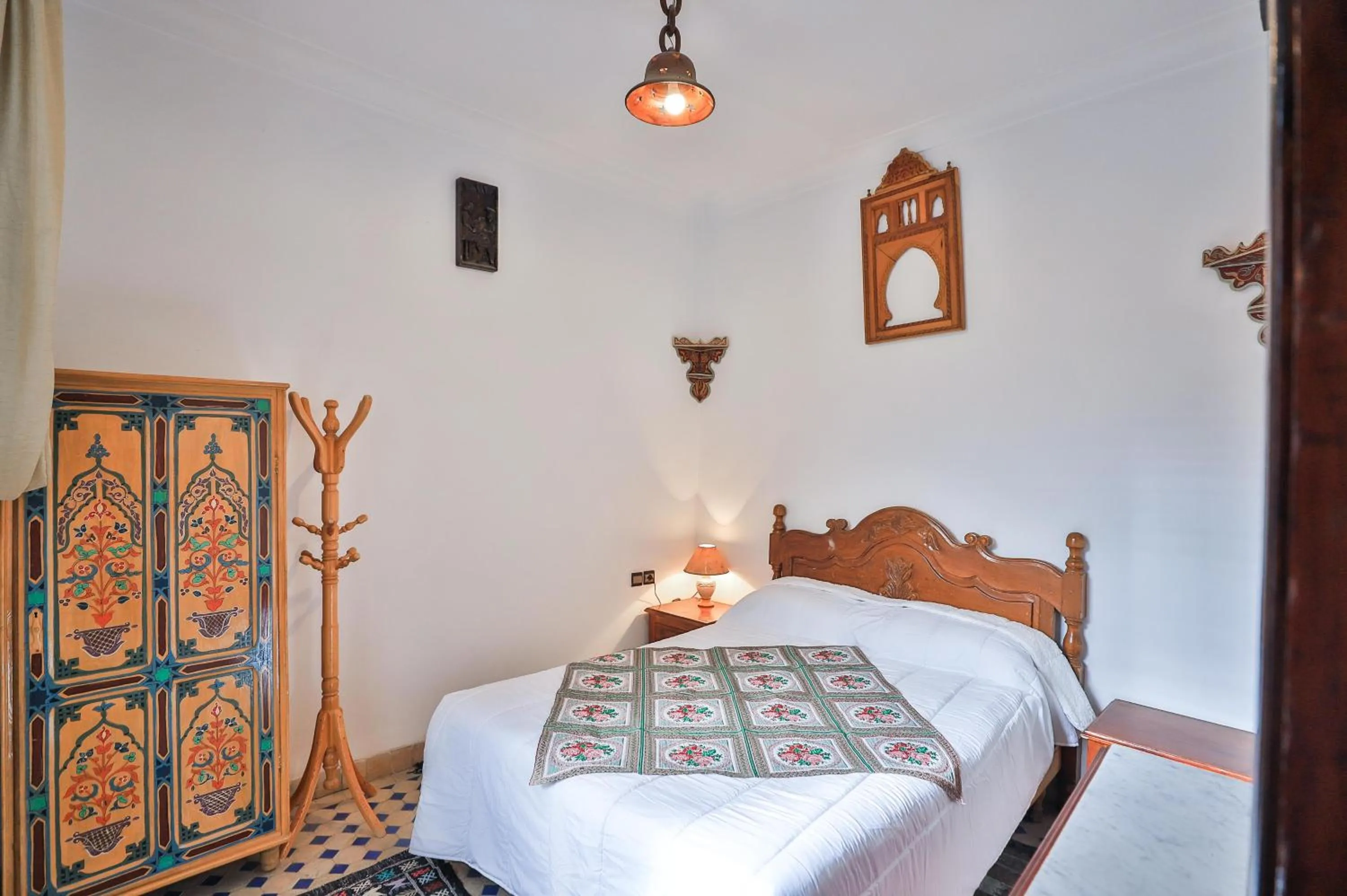 Bed in Riad Dar Chrifa - Luxury Escape