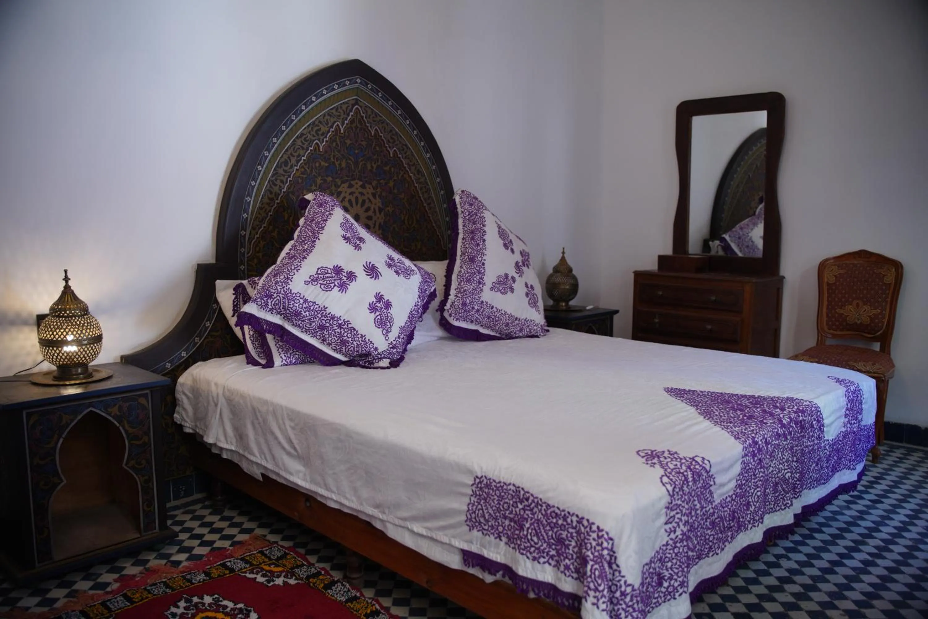 Bed in Riad Dar Chrifa - Luxury Escape