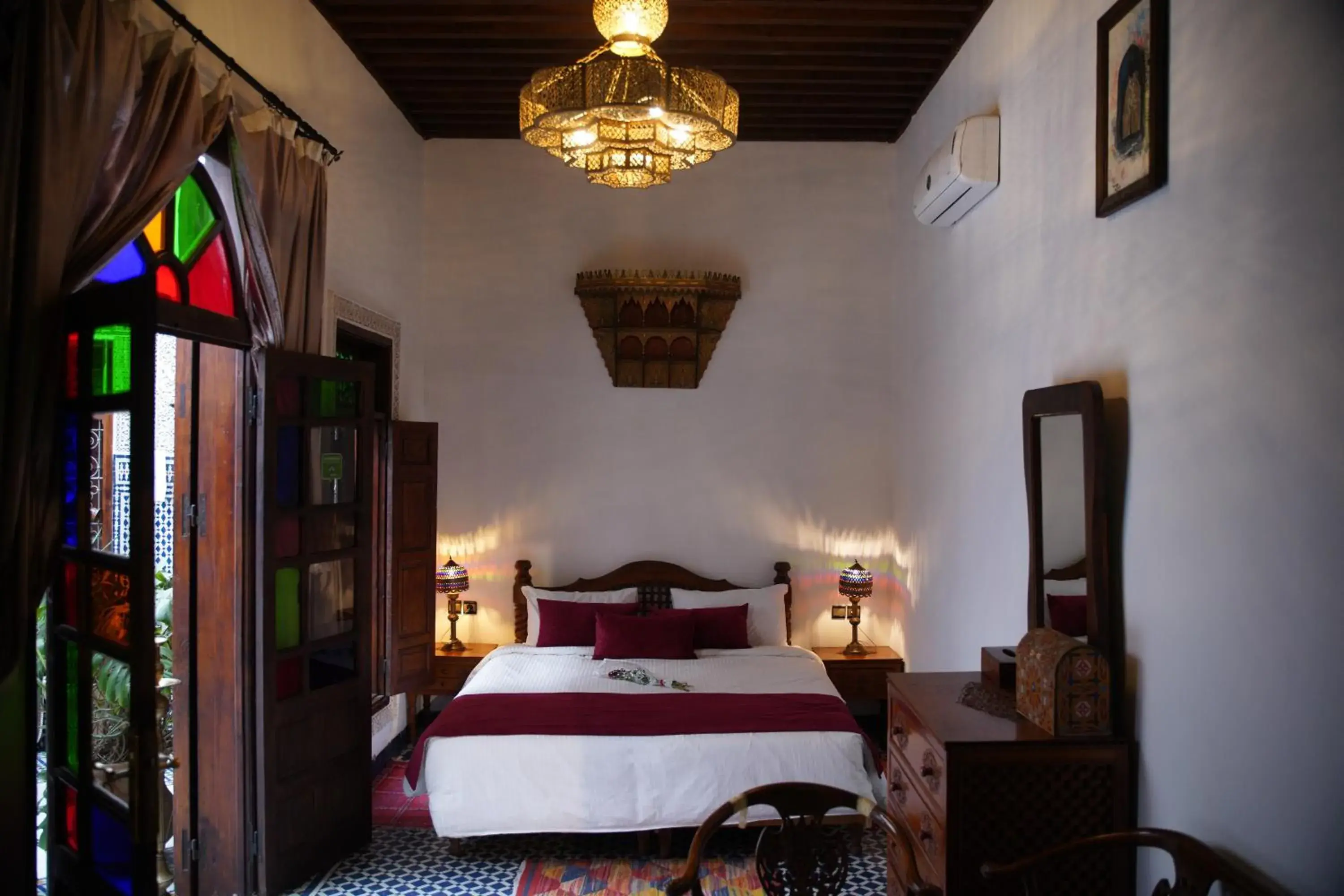Mogador Triple Room in Riad Dar Chrifa - Luxury Escape Mogador Triple Room in Riad Dar Chrifa - Luxury Escape