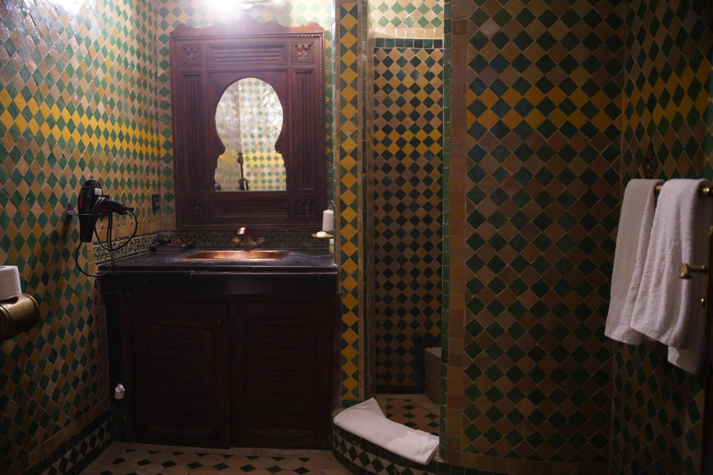 Riad Dar Chrifa - Luxury Escape
