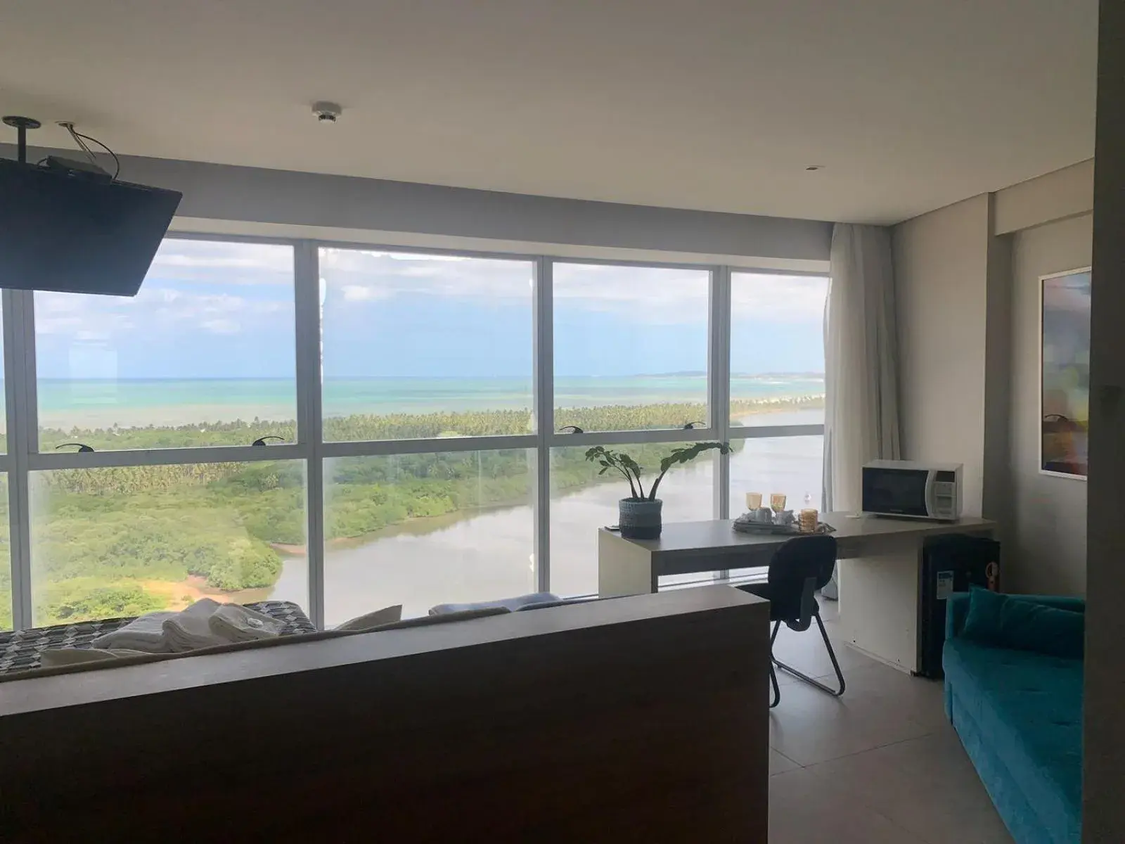 Studio Apartment in Paiva Flats By Loui Studio Apartment in Paiva Flats By Loui