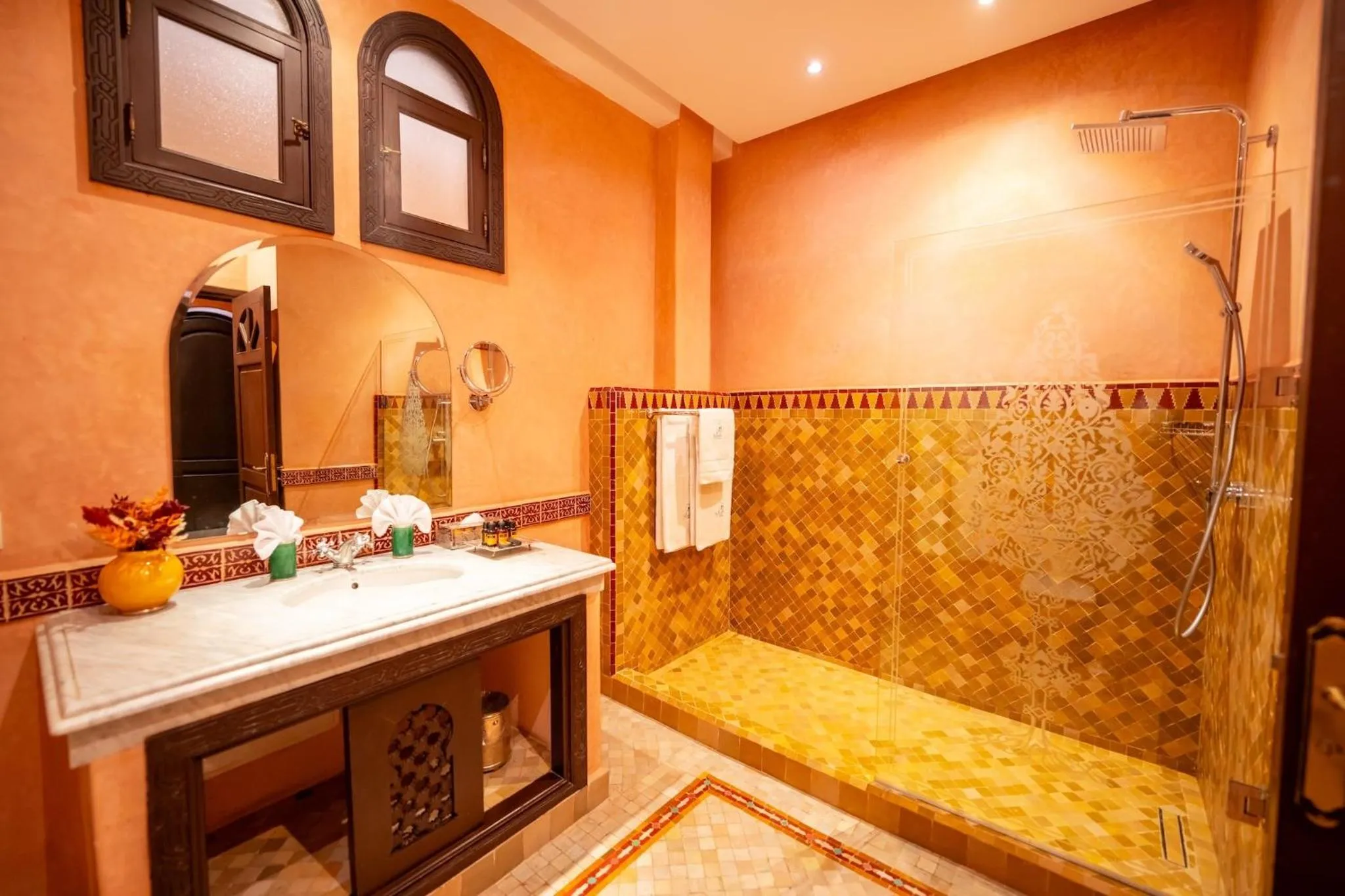 Shower in Al Fassia Aguedal