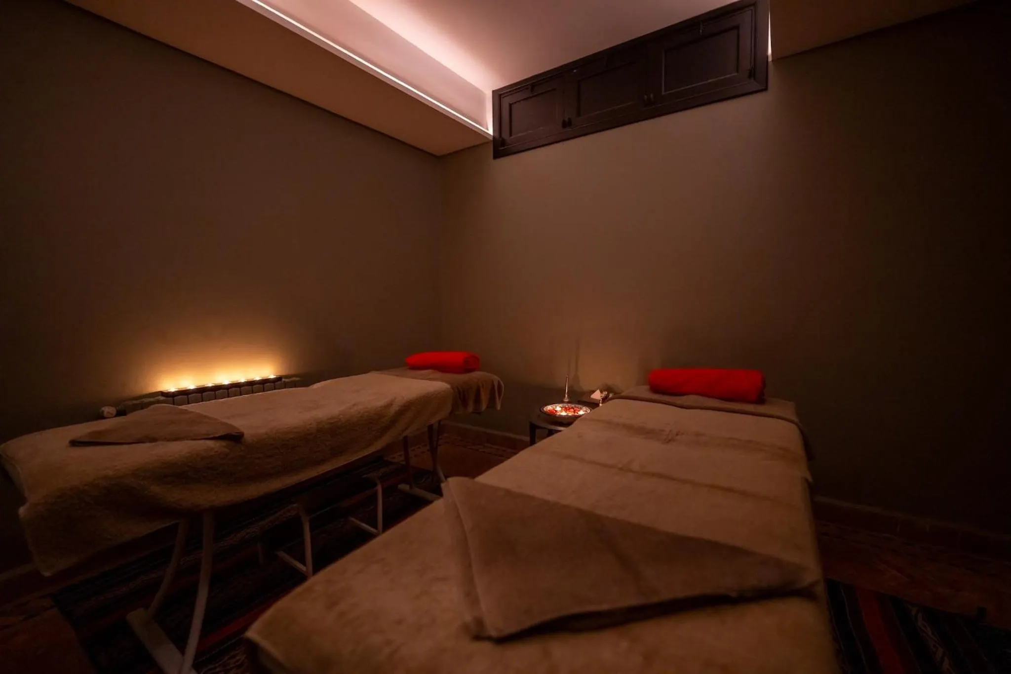 Massage in Al Fassia Aguedal