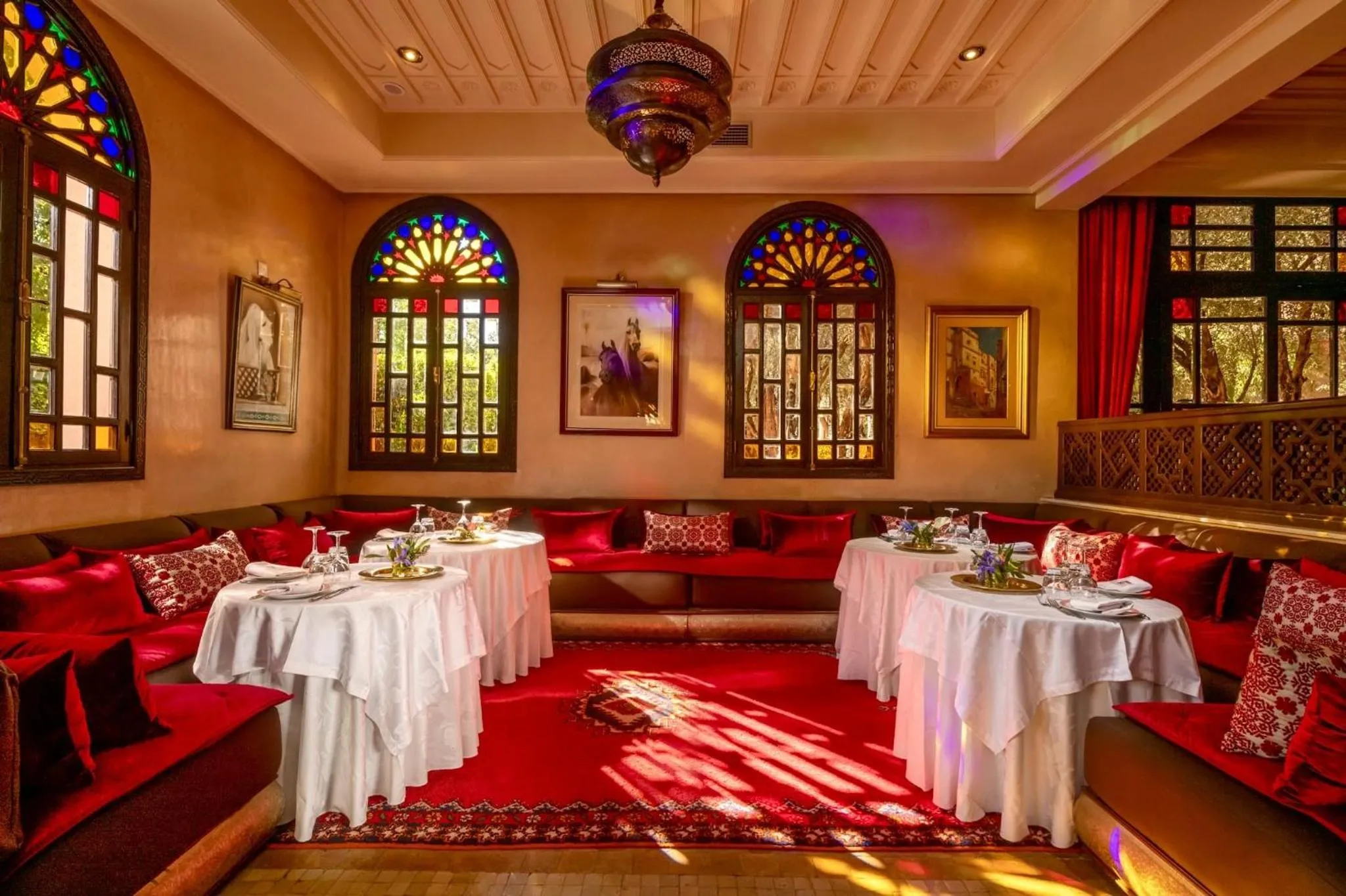 Restaurant/places to eat in Al Fassia Aguedal