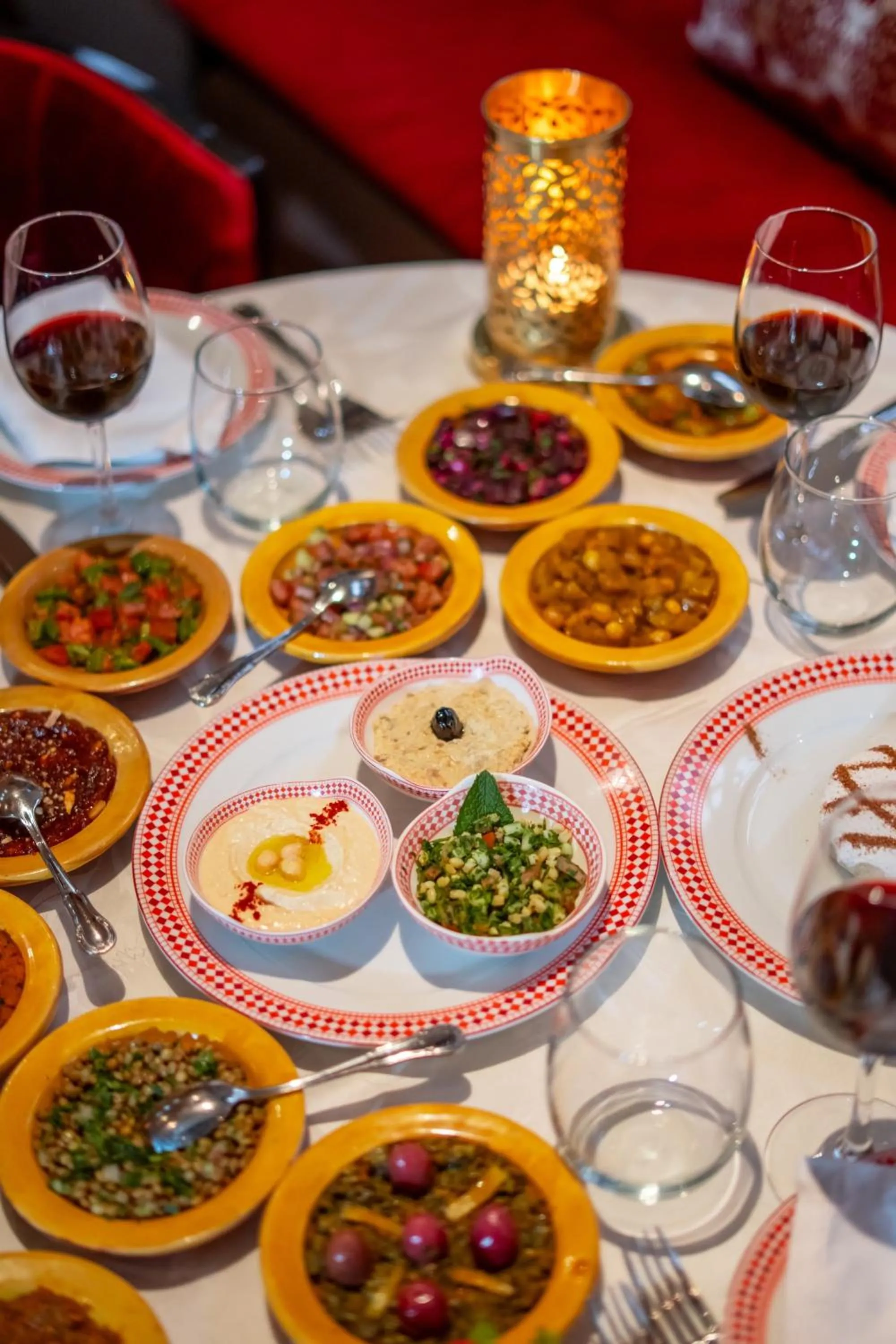 Restaurant/places to eat in Al Fassia Aguedal