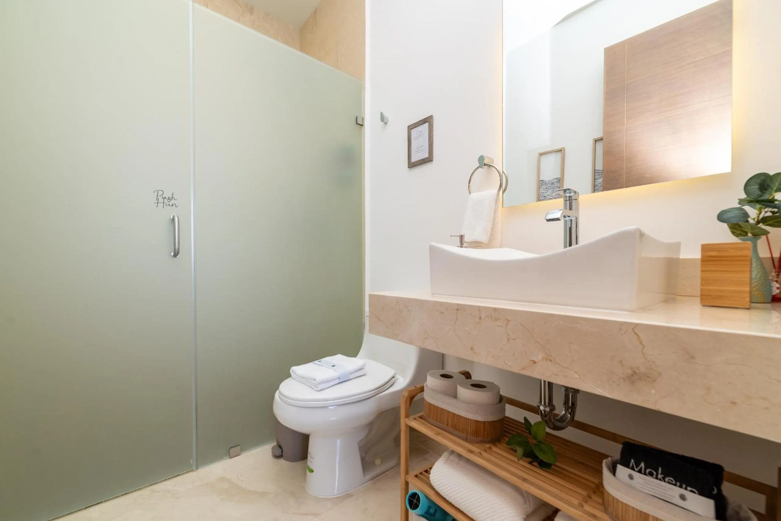 Luxury Condo, 2BR, Fast Internet, Condo Akul