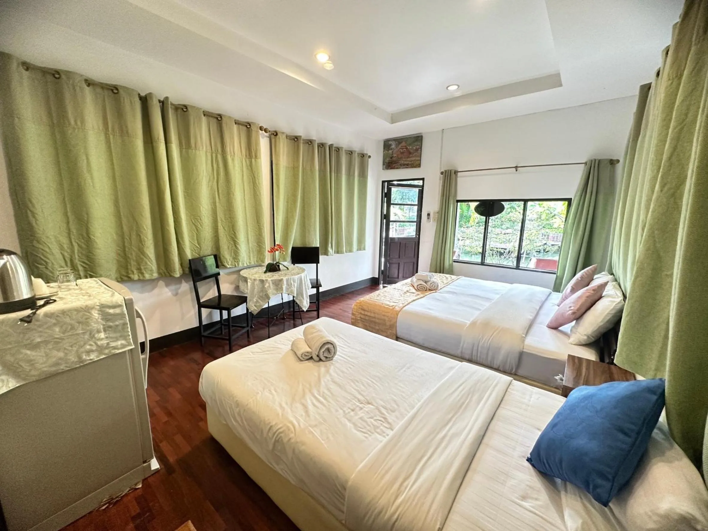 Bed in Soft Resort Kad Farang Hangdong