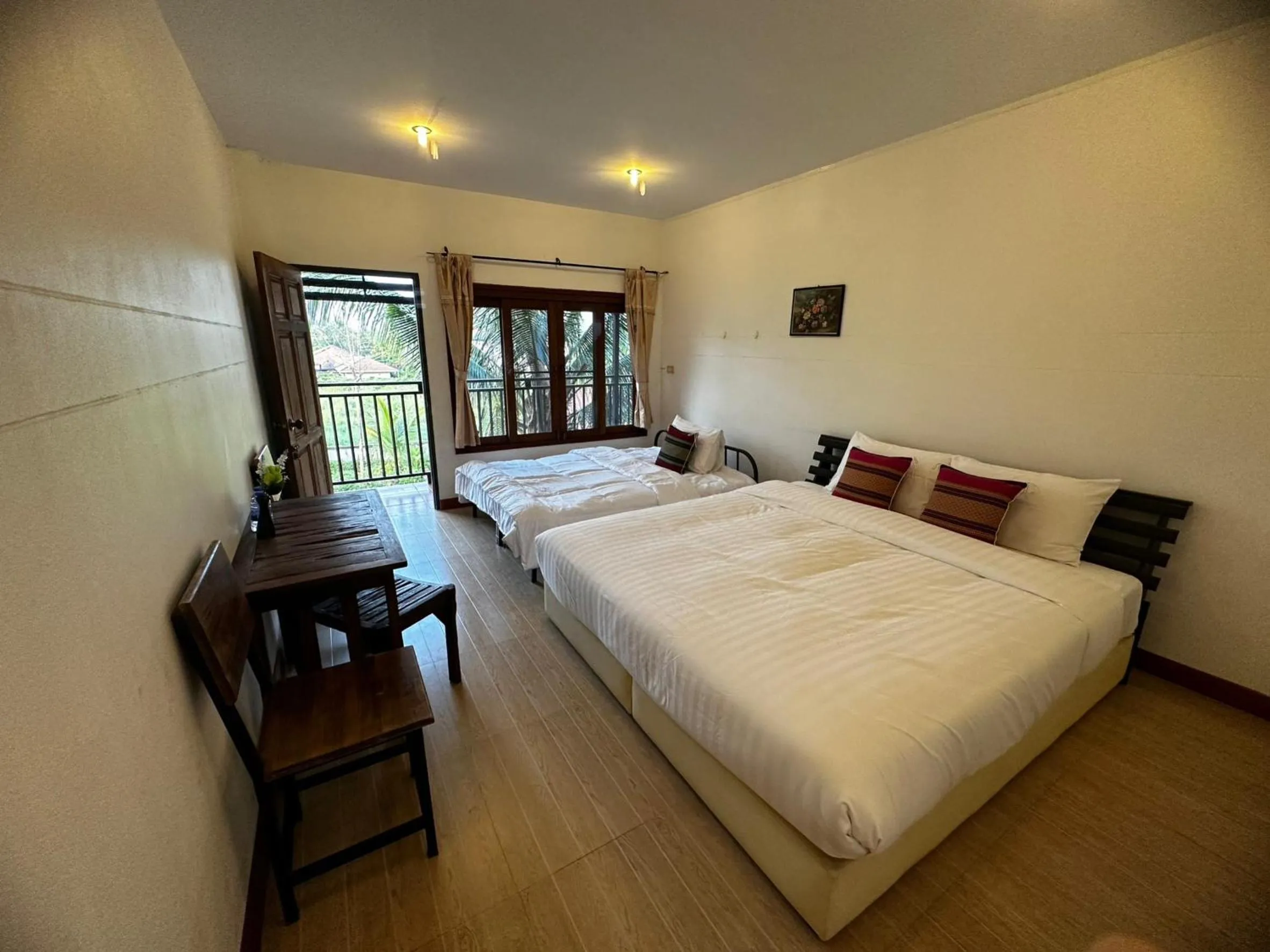 Bed in Soft Resort Kad Farang Hangdong