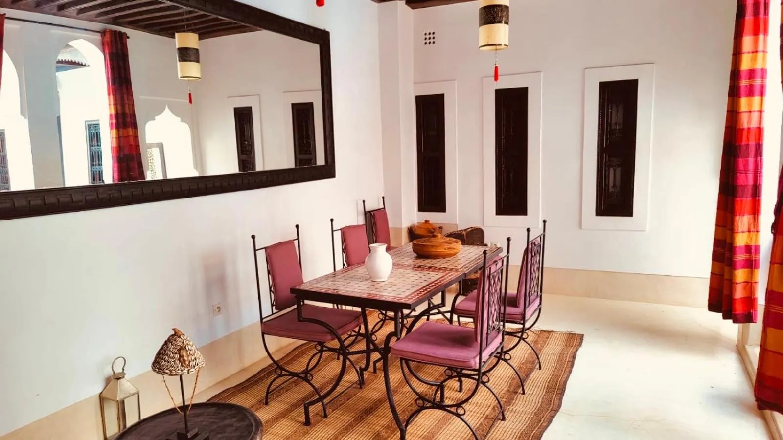 Dining area in Riad Les 5 Soeurs