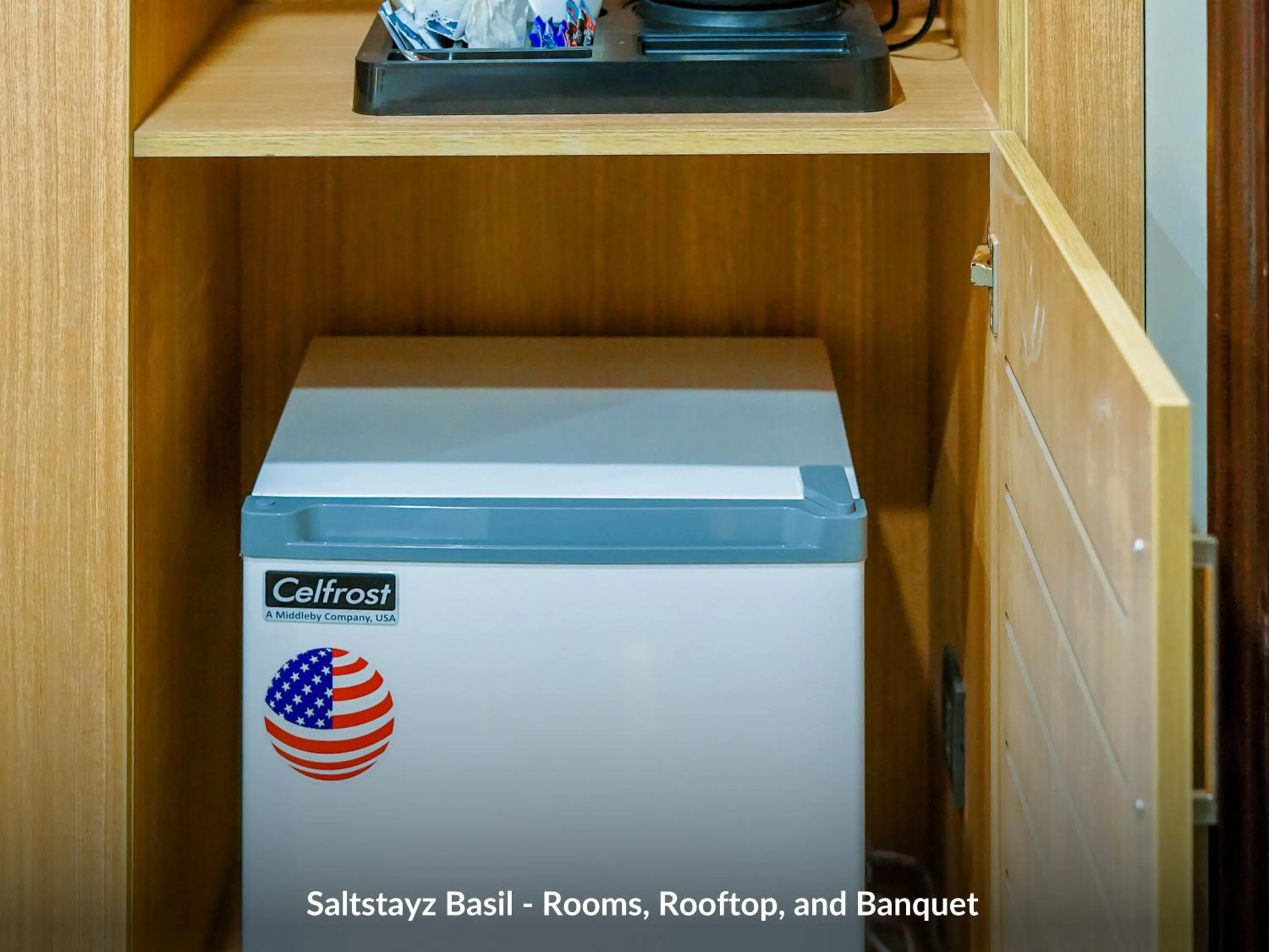 Text overlay in Saltstayz Basil - Near Golf Course Road & Extension Road