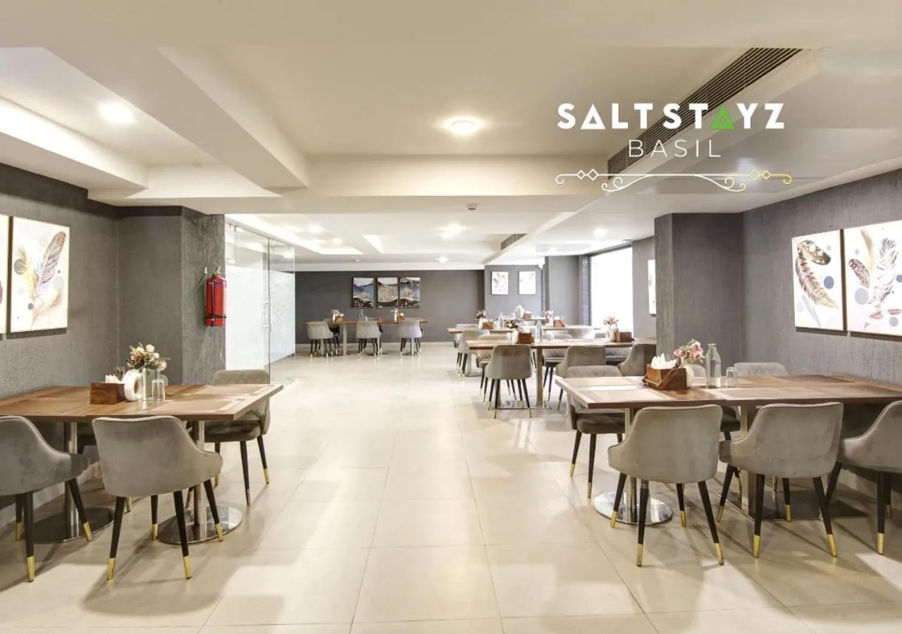Restaurant/places to eat in Saltstayz Basil - Near Golf Course Road & Extension Road