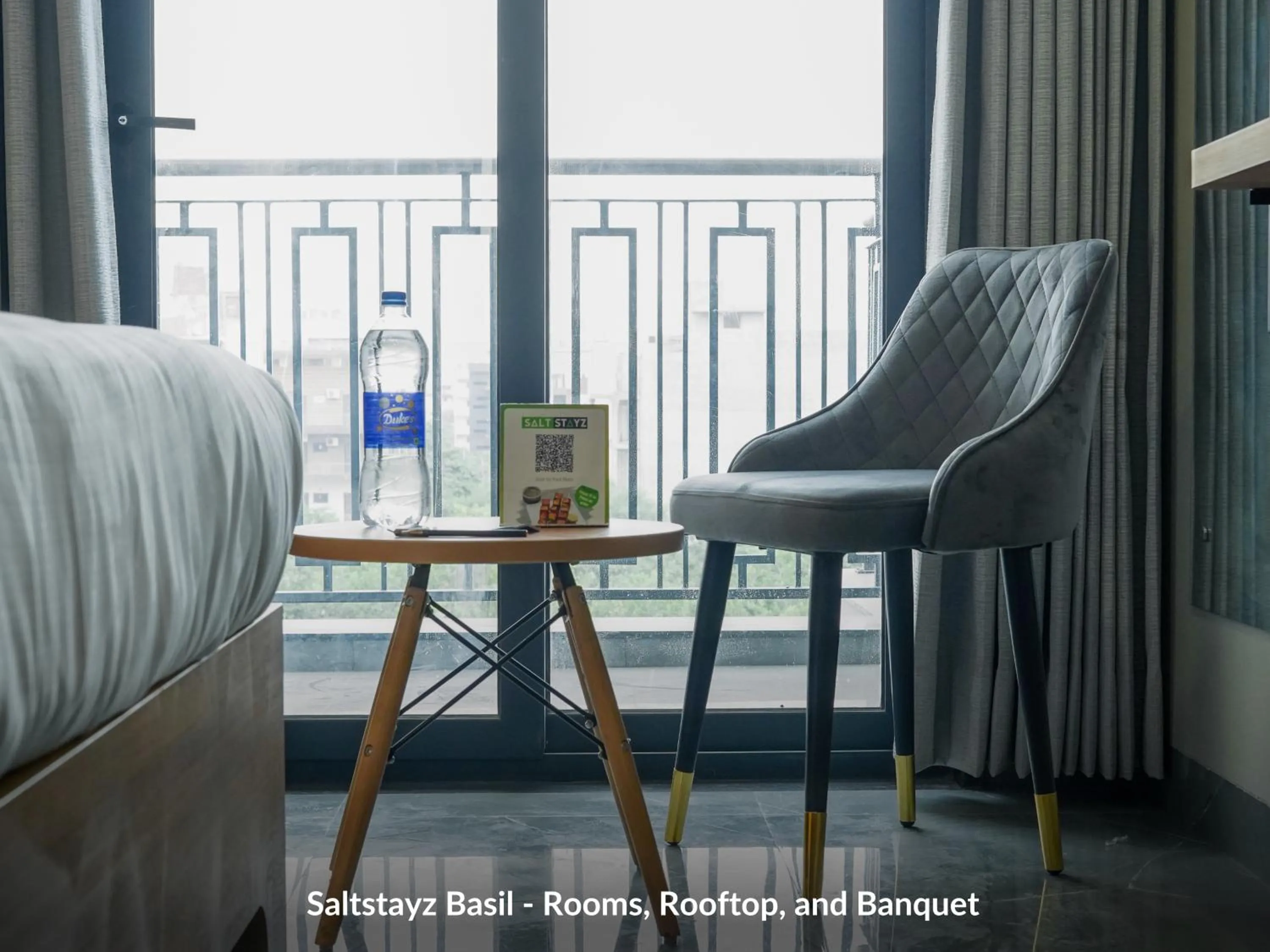 Bed in Saltstayz Basil - Near Golf Course Road & Extension Road