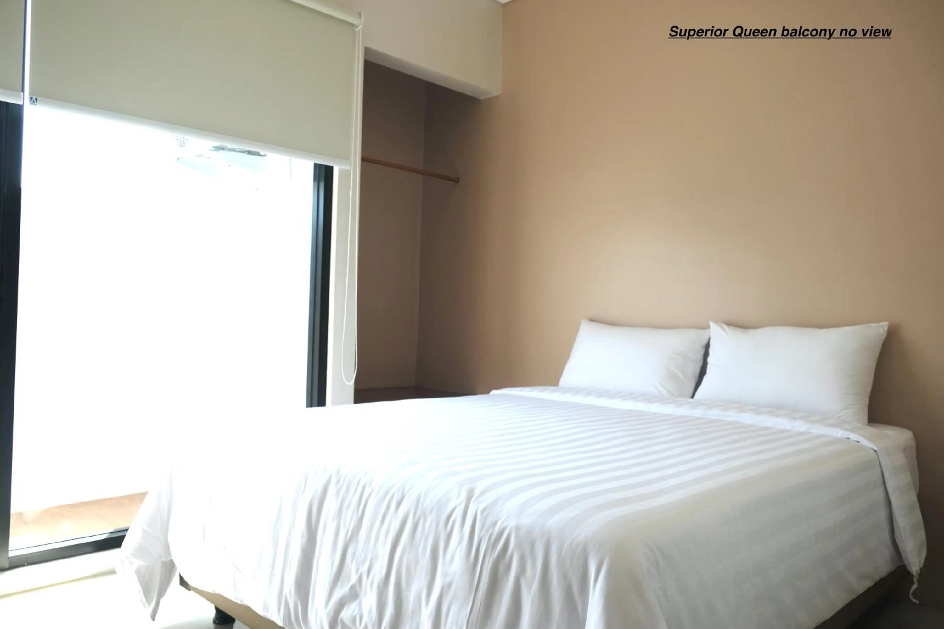 Bed in Grownicle Living Syariah