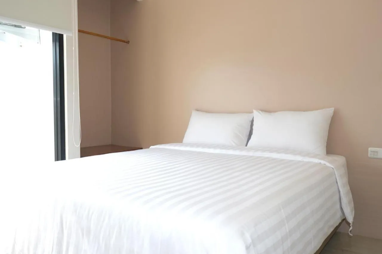 Bed in Grownicle Living Syariah