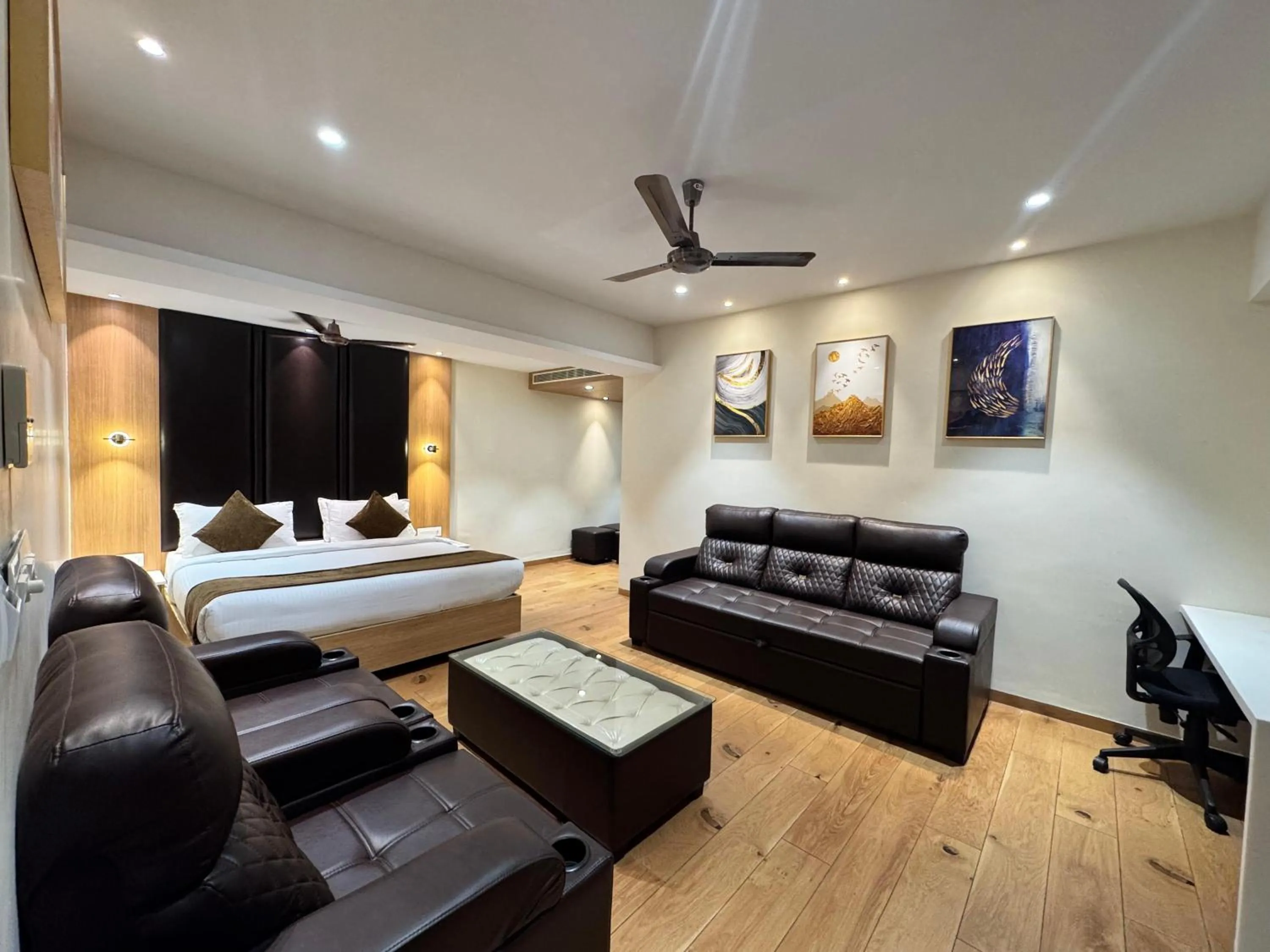 Bed in HOTEL TOUCHWOOD