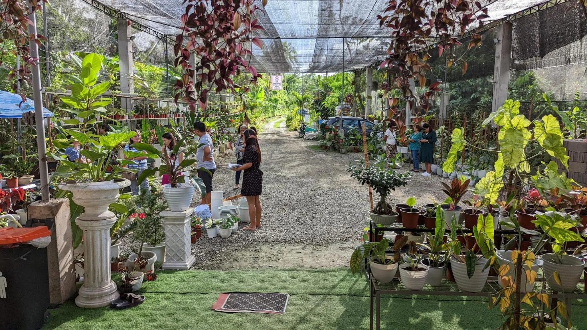 People in Bakawan Hideaway Resort and Restaurant