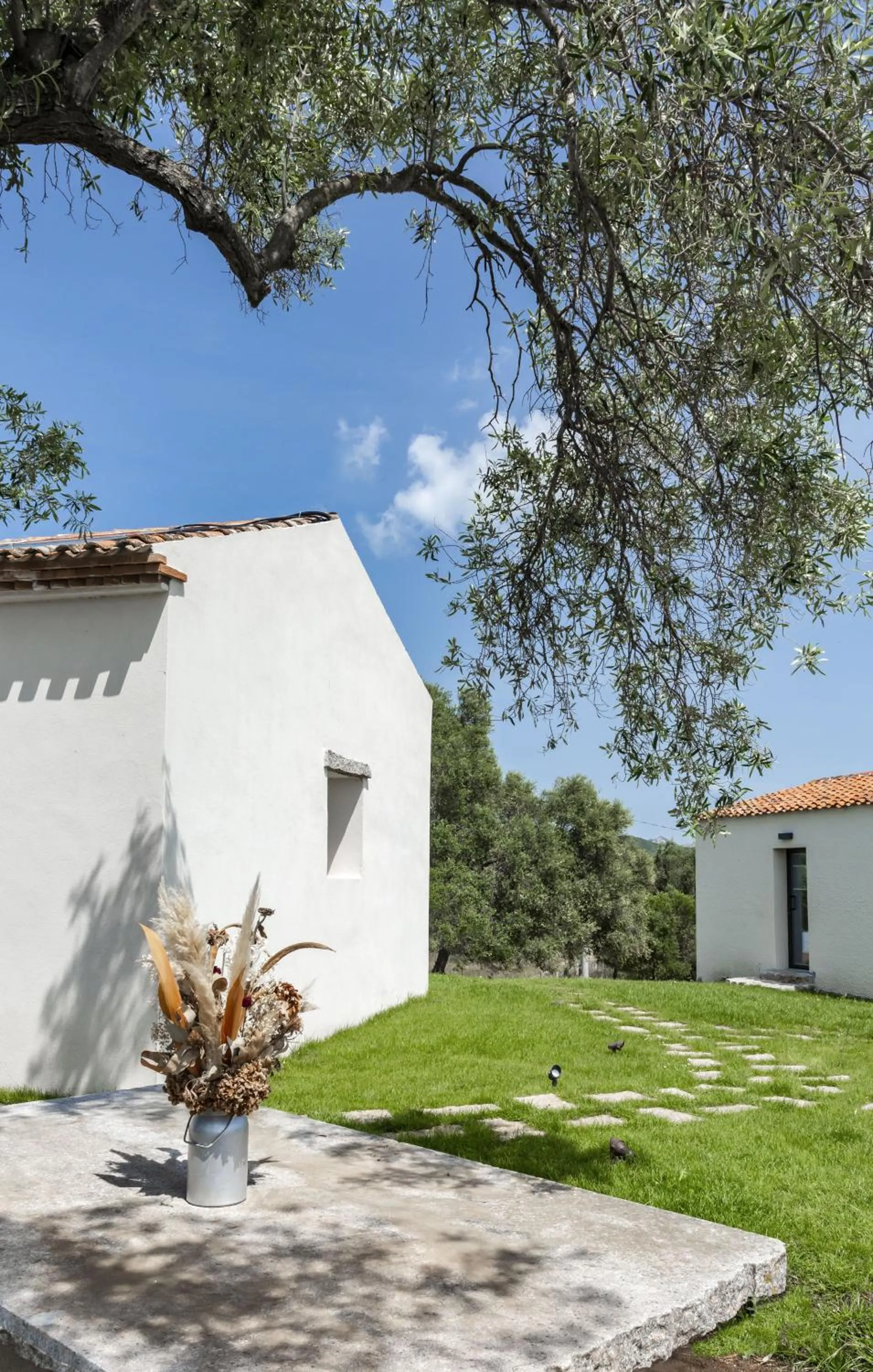 Property building in Uddastri Retreat